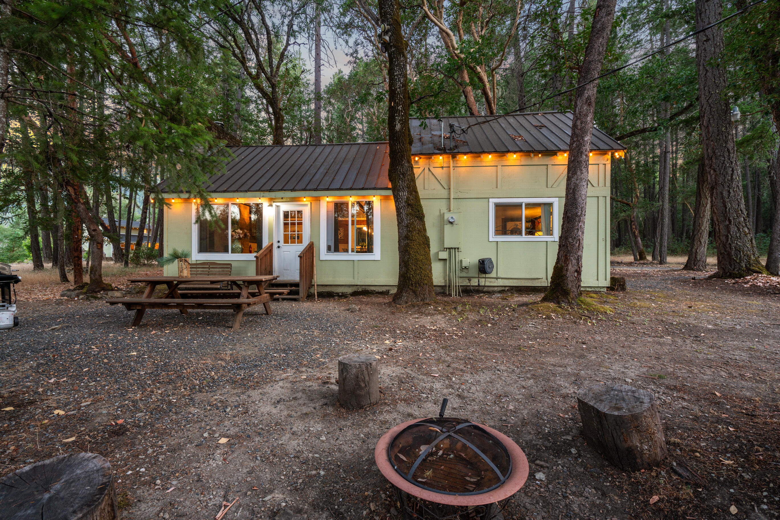 11677 Highway 238