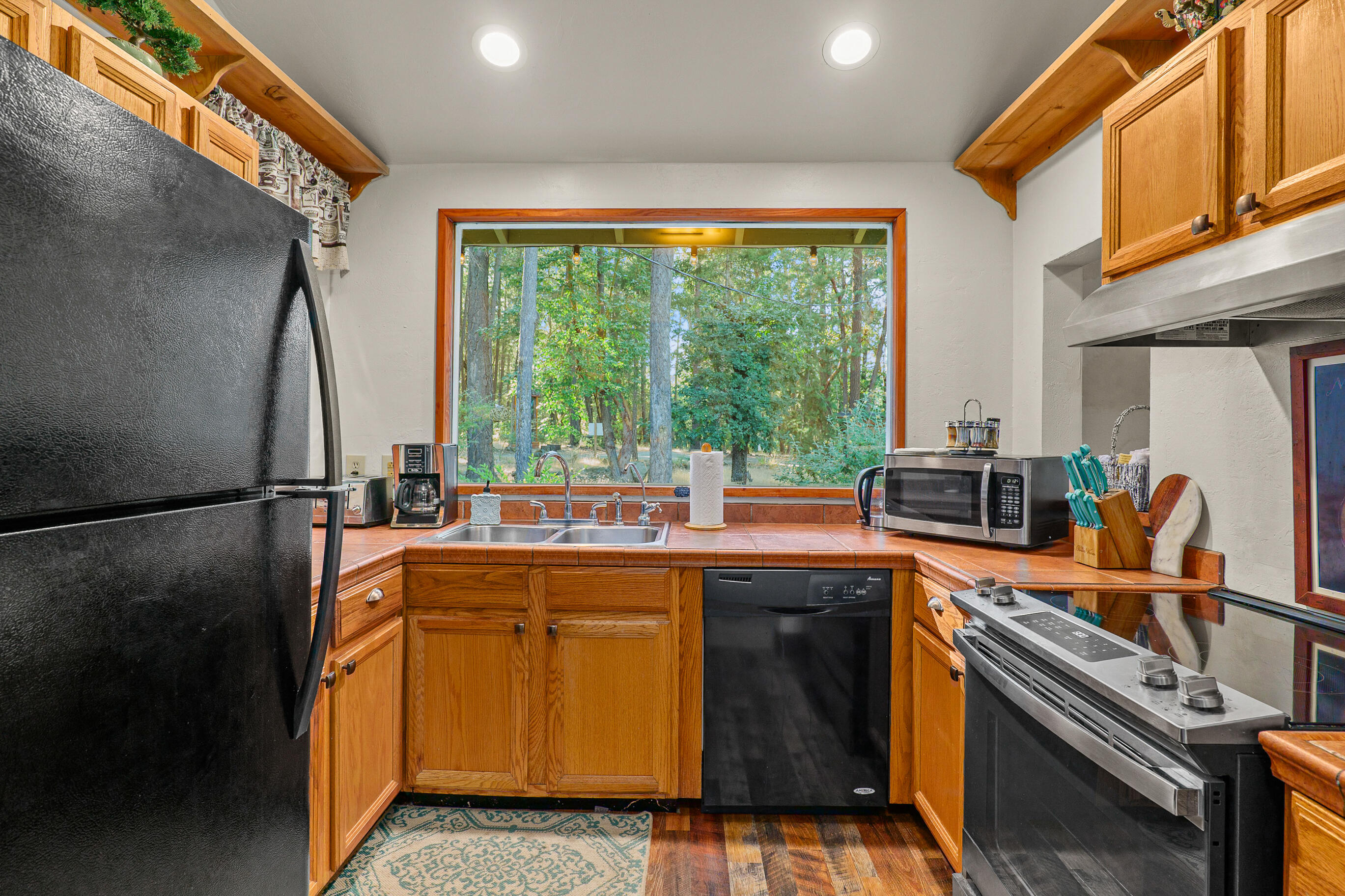 11677 Highway 238