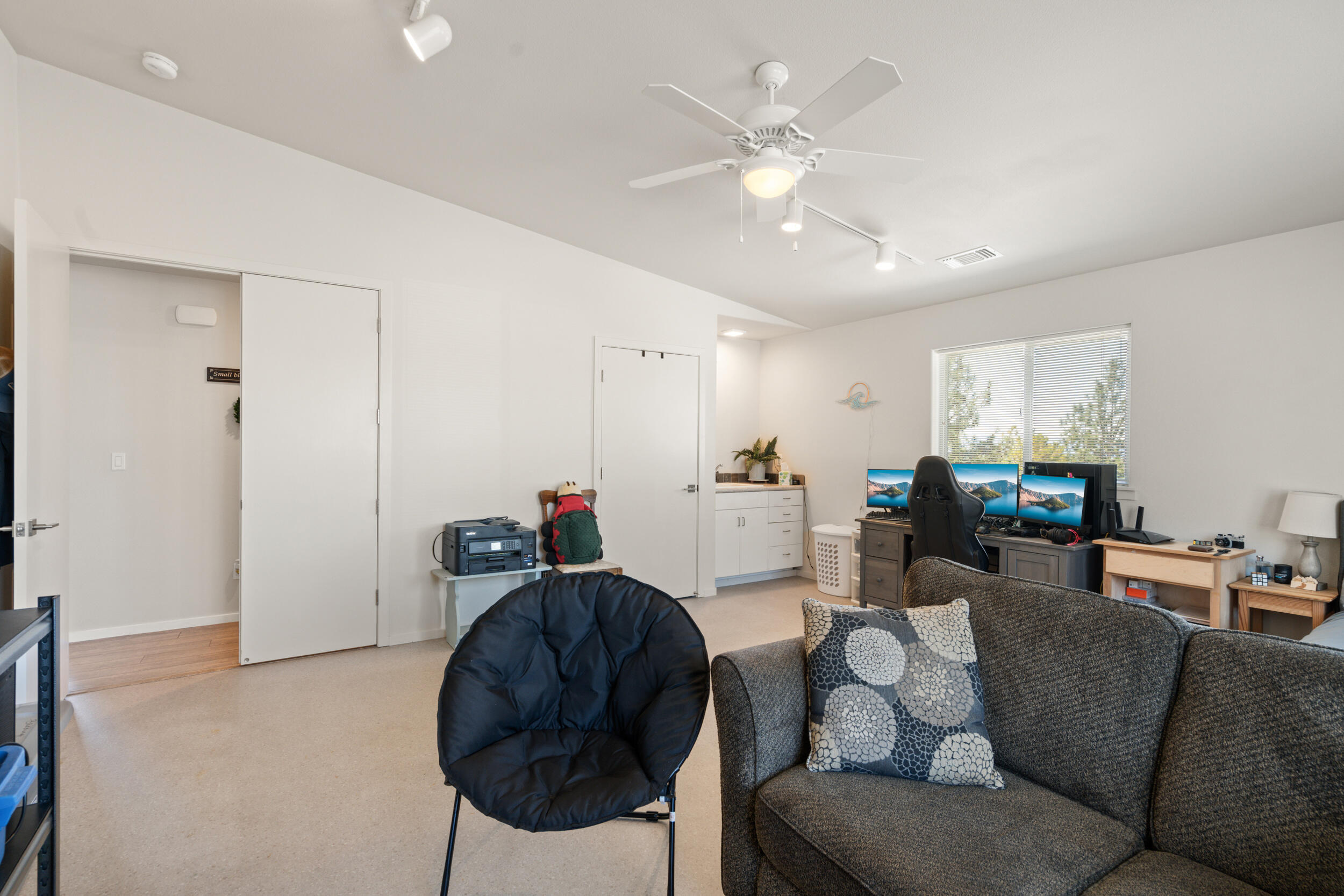 1008 Azure Way