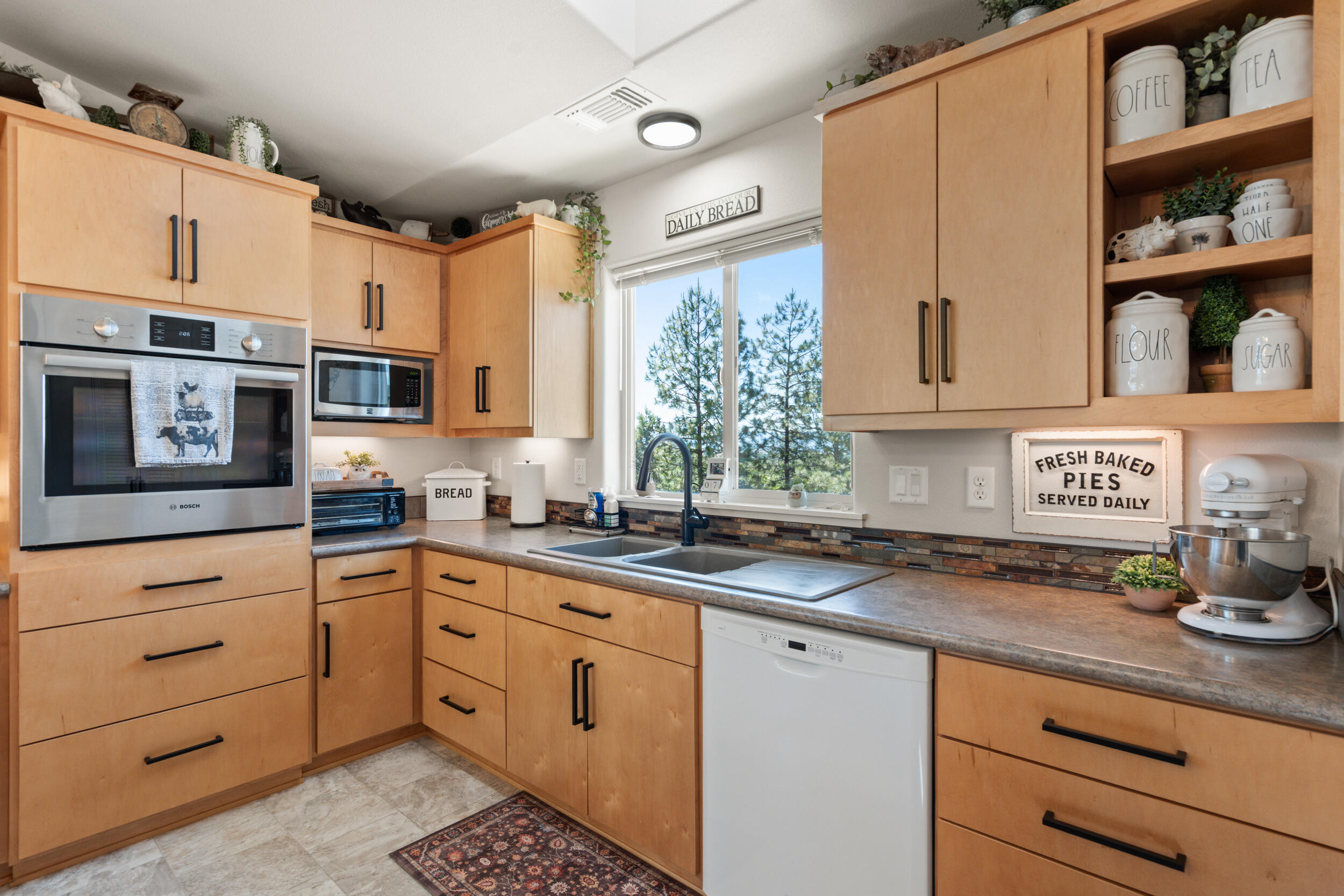 1008 Azure Way