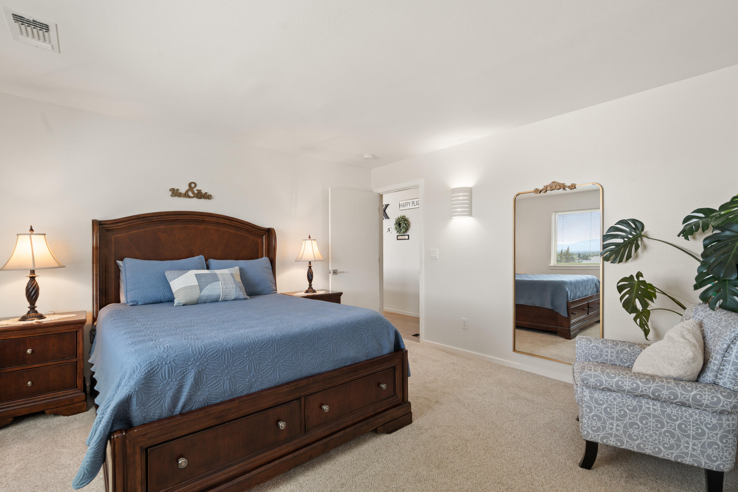 1008 Azure Way