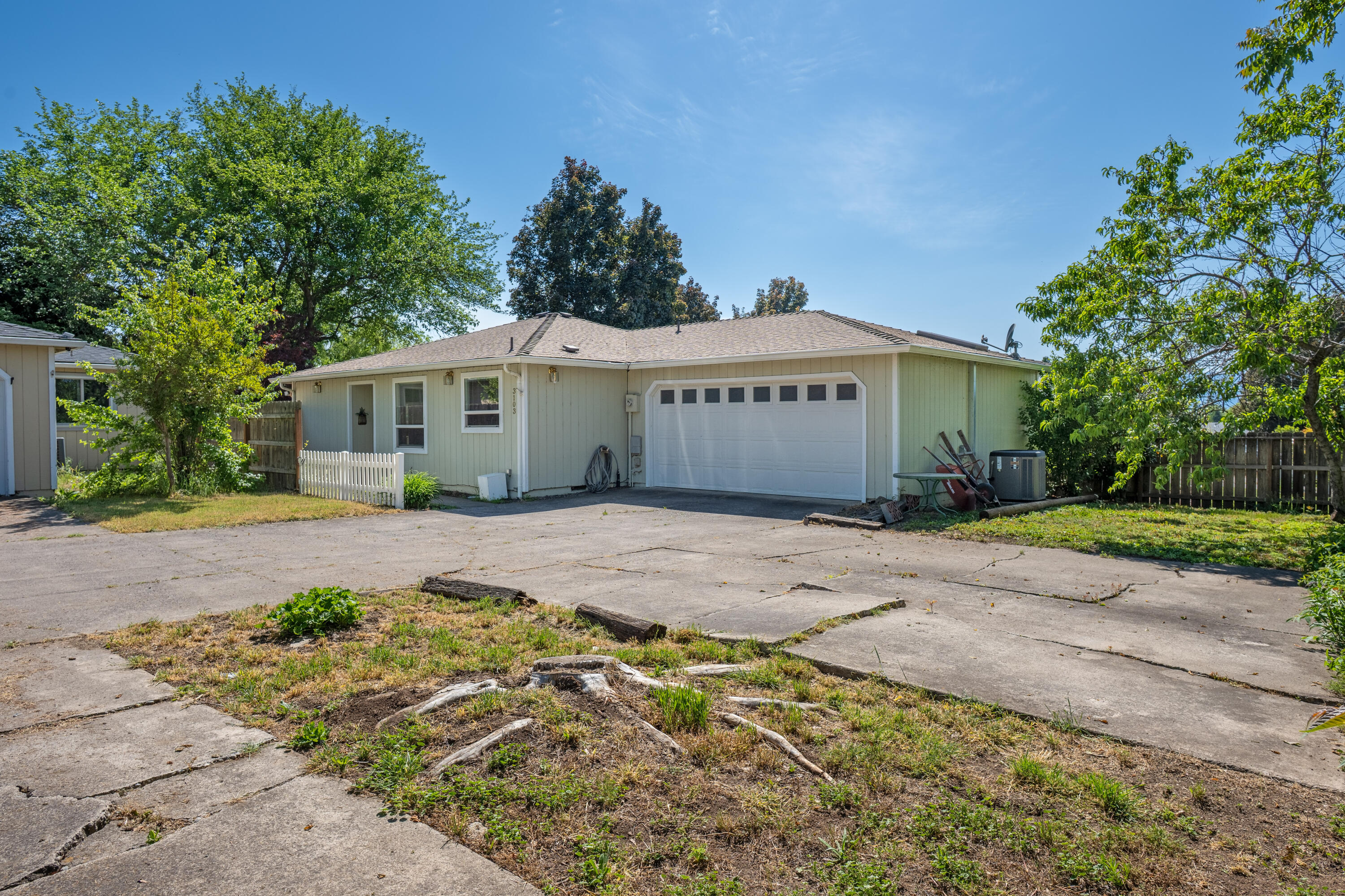 3103 Cody Street