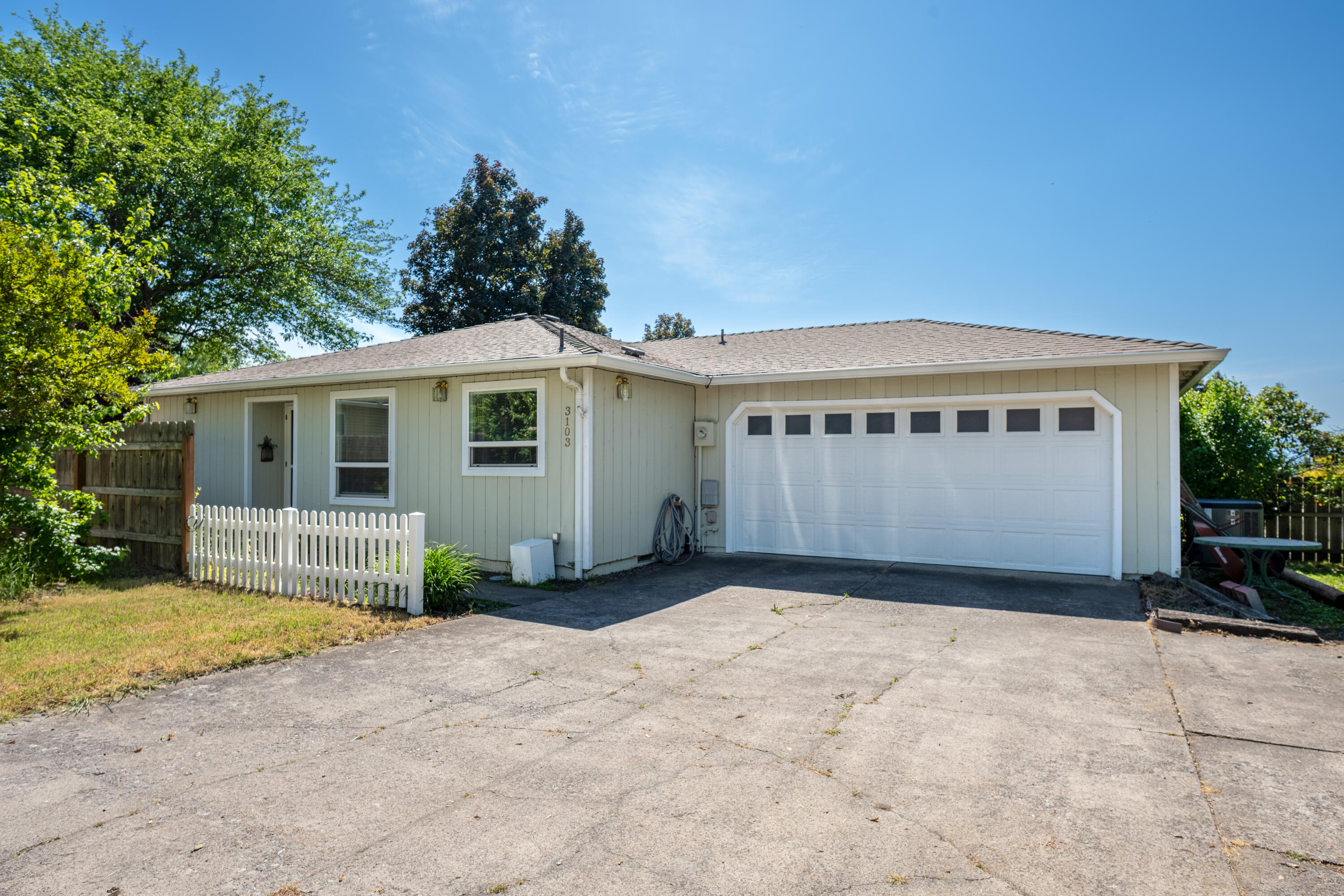 3103 Cody Street