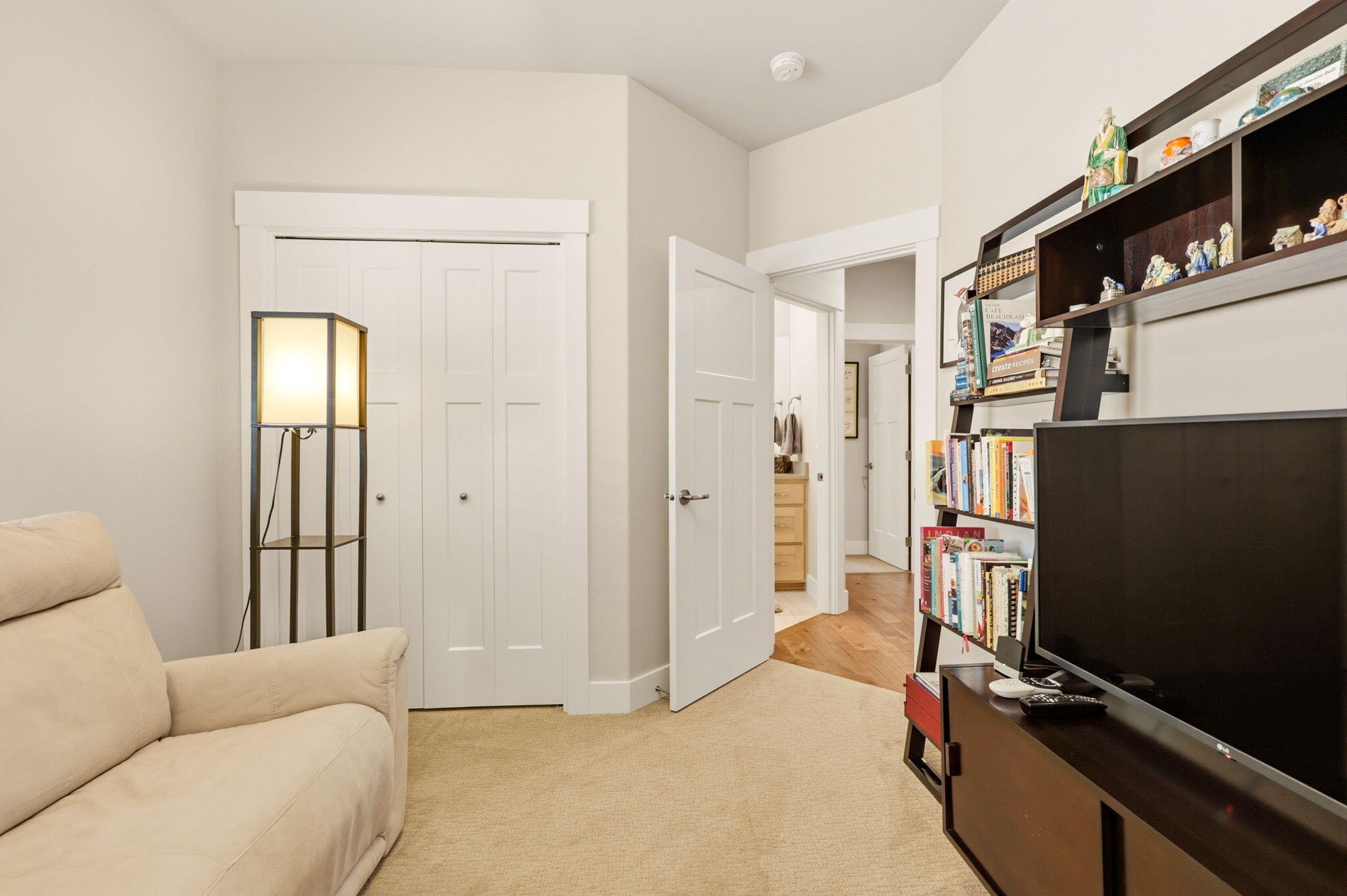 550 Windsong Way