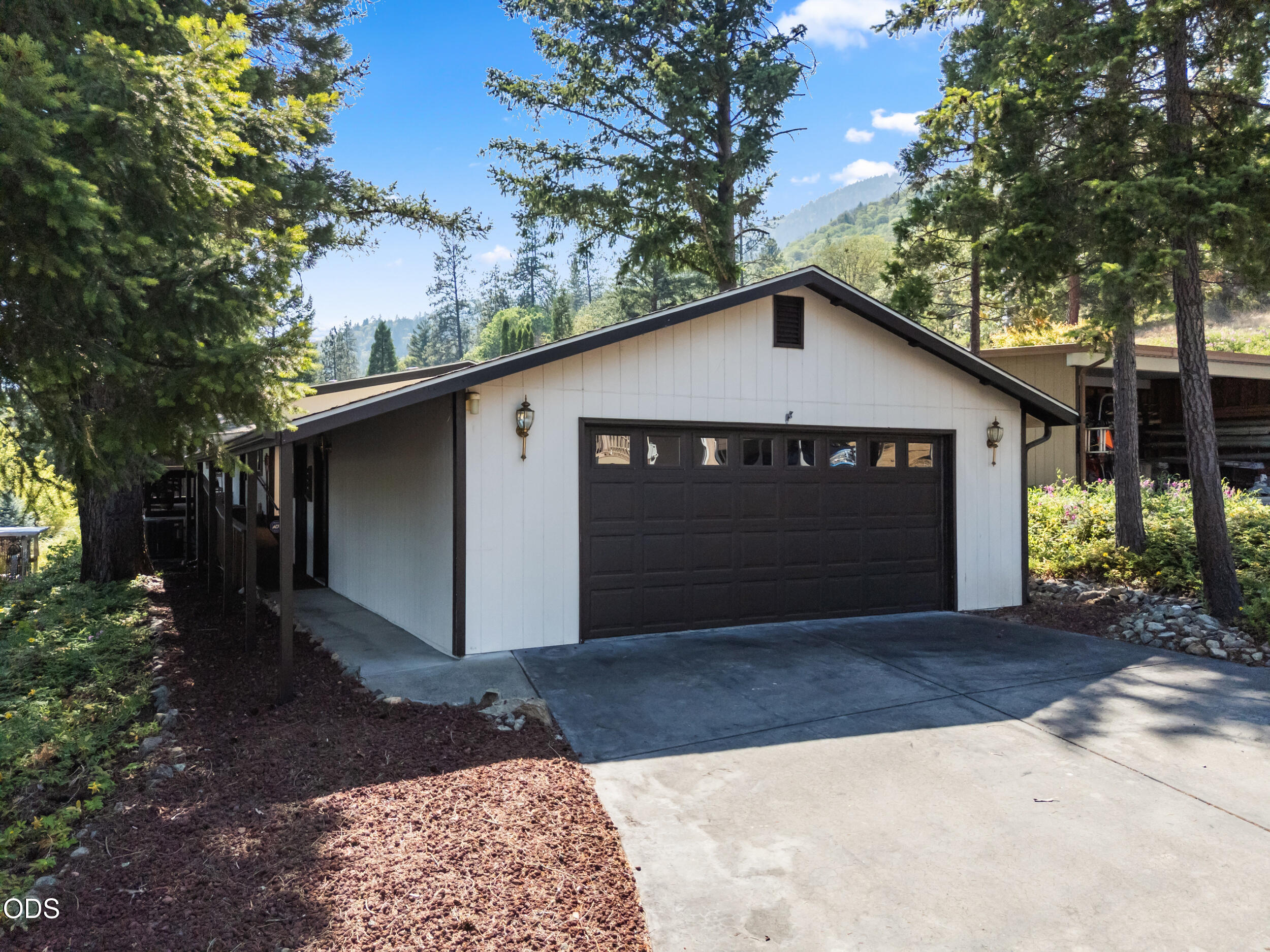 5648 Foothill Boulevard, SPC 3