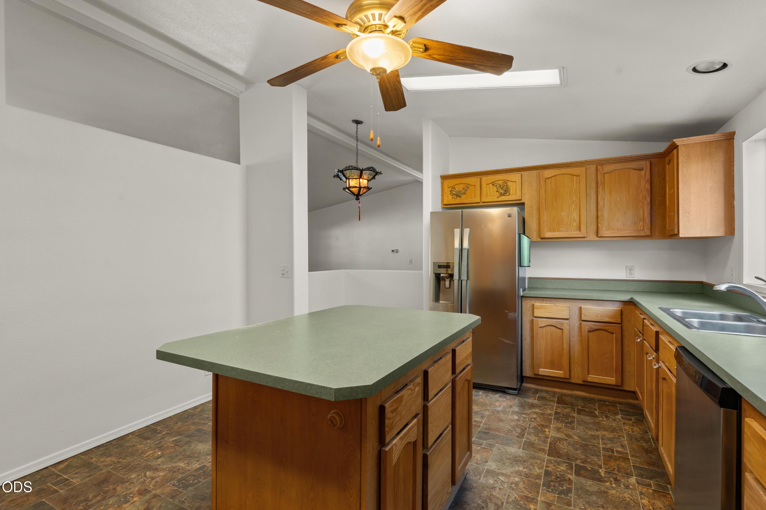5648 Foothill Boulevard, SPC 3