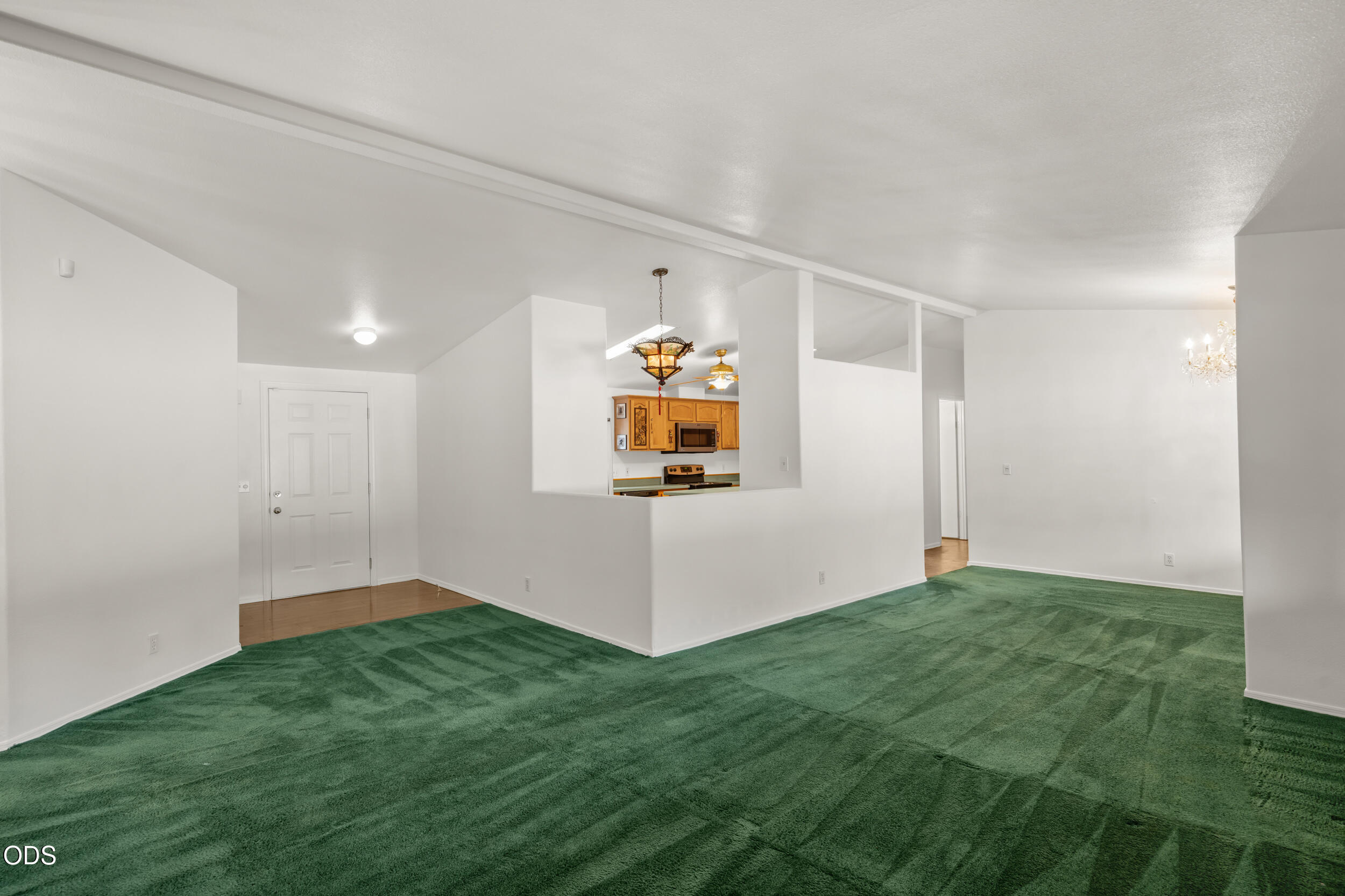 5648 Foothill Boulevard, SPC 3