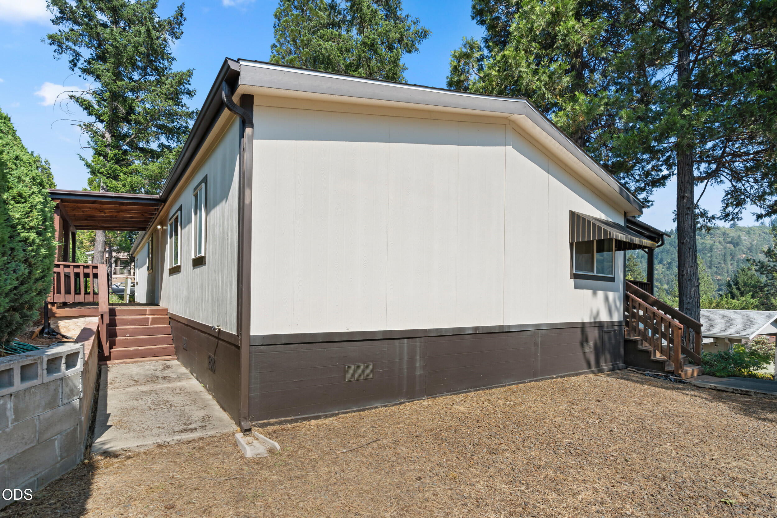 5648 Foothill Boulevard, SPC 3