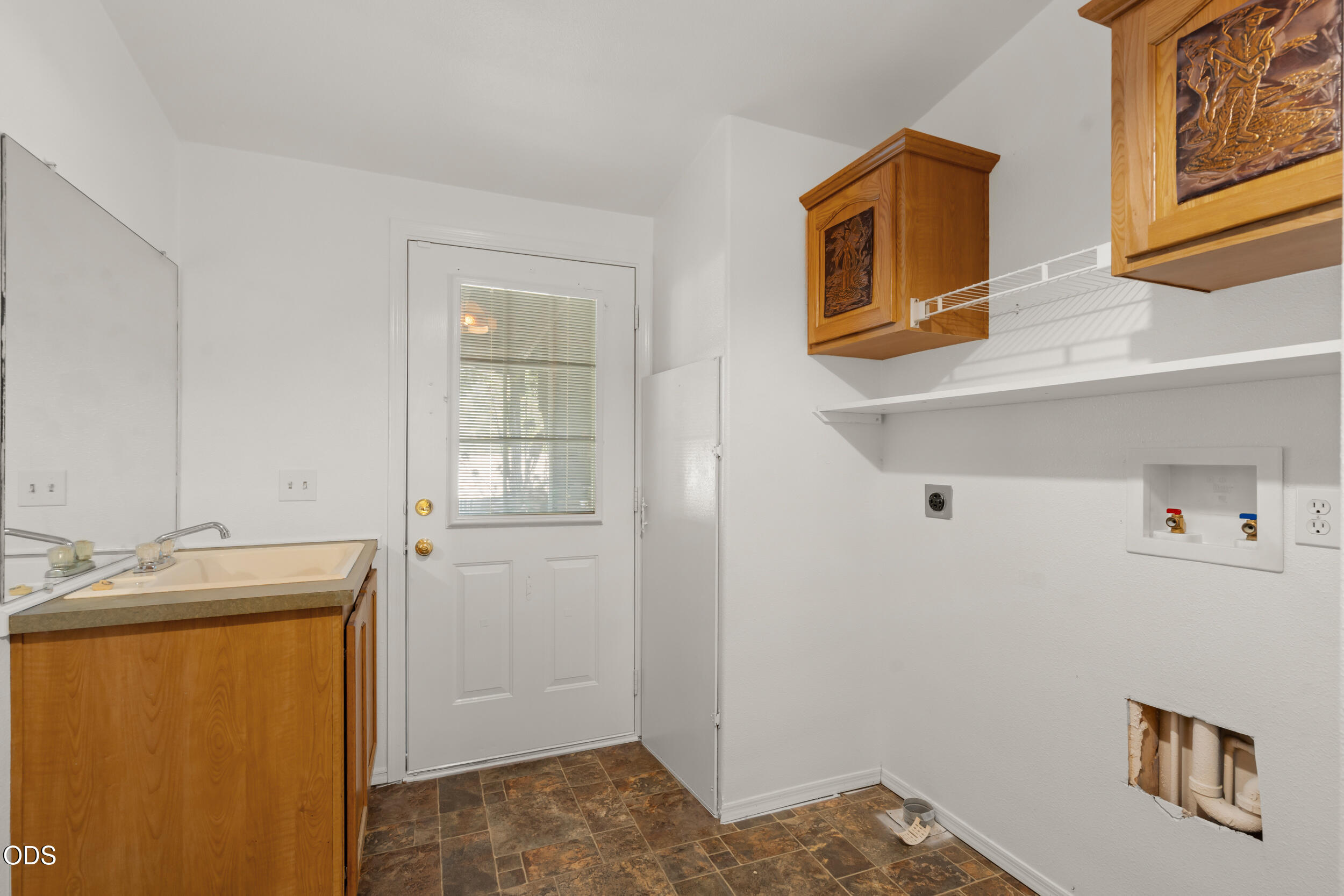 5648 Foothill Boulevard, SPC 3