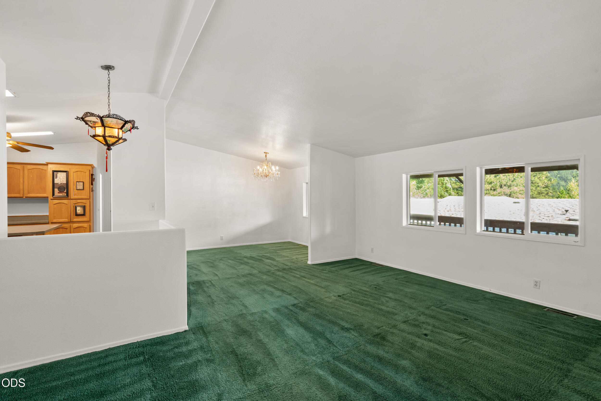 5648 Foothill Boulevard, SPC 3