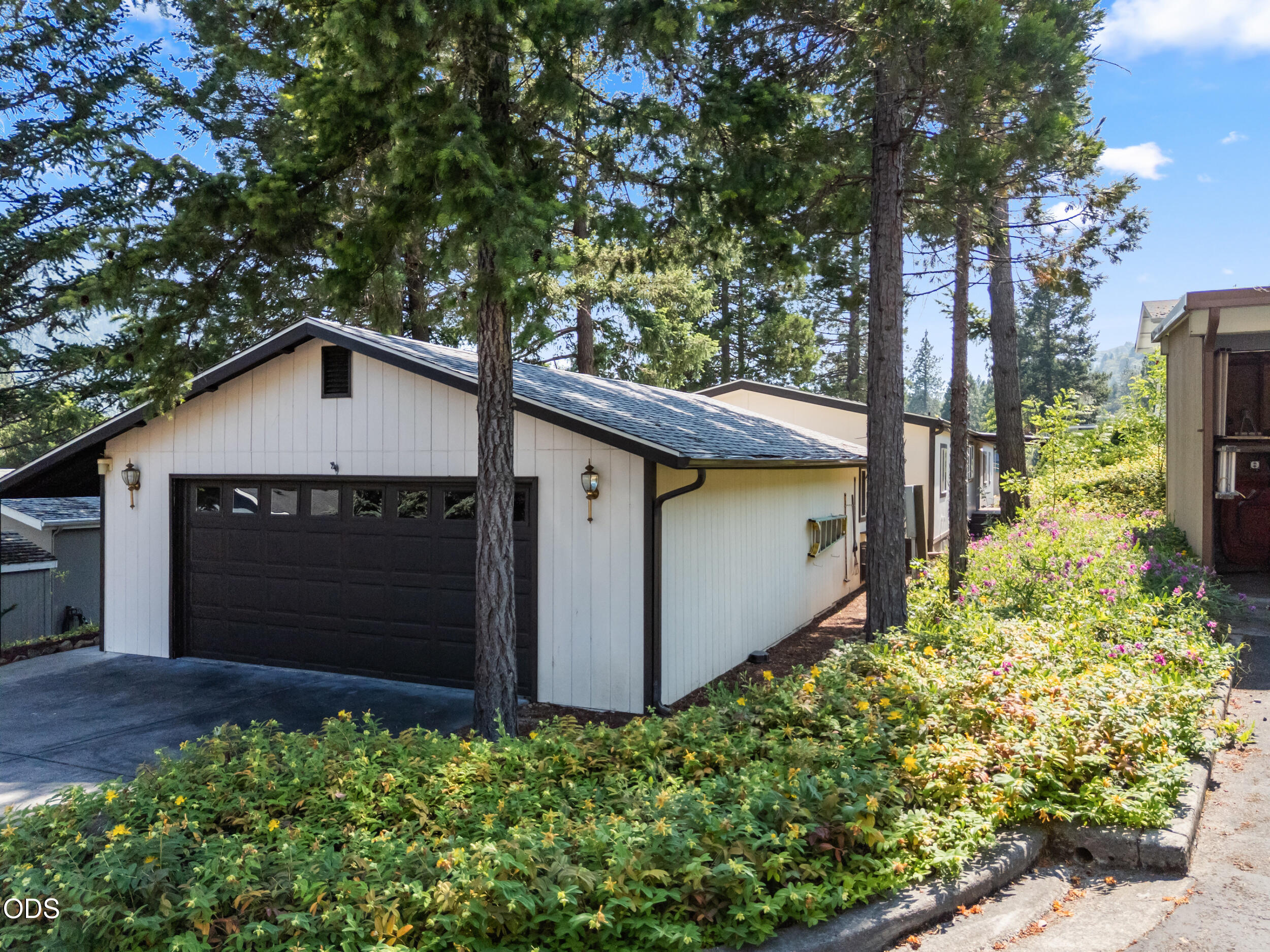 5648 Foothill Boulevard, SPC 3