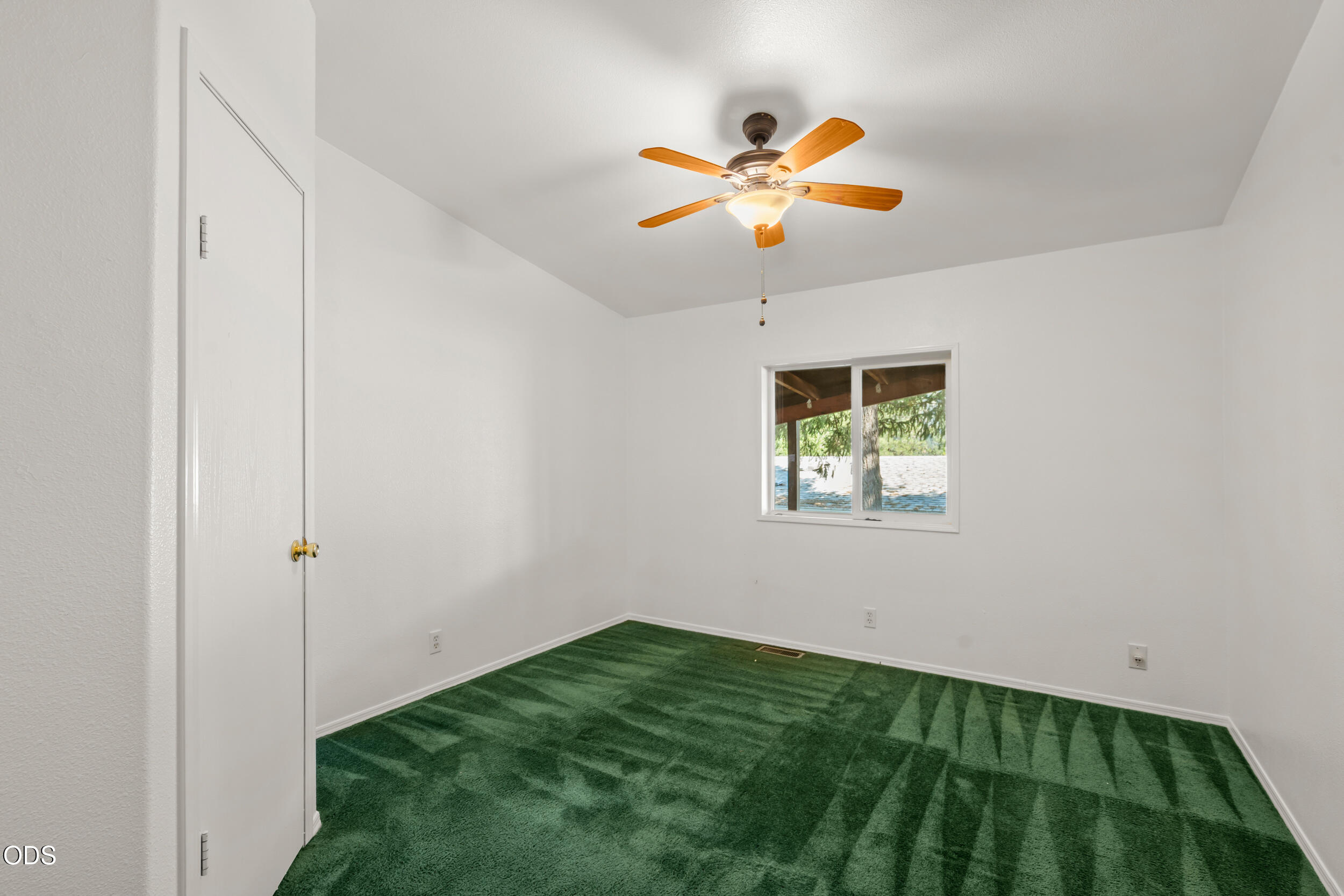 5648 Foothill Boulevard, SPC 3