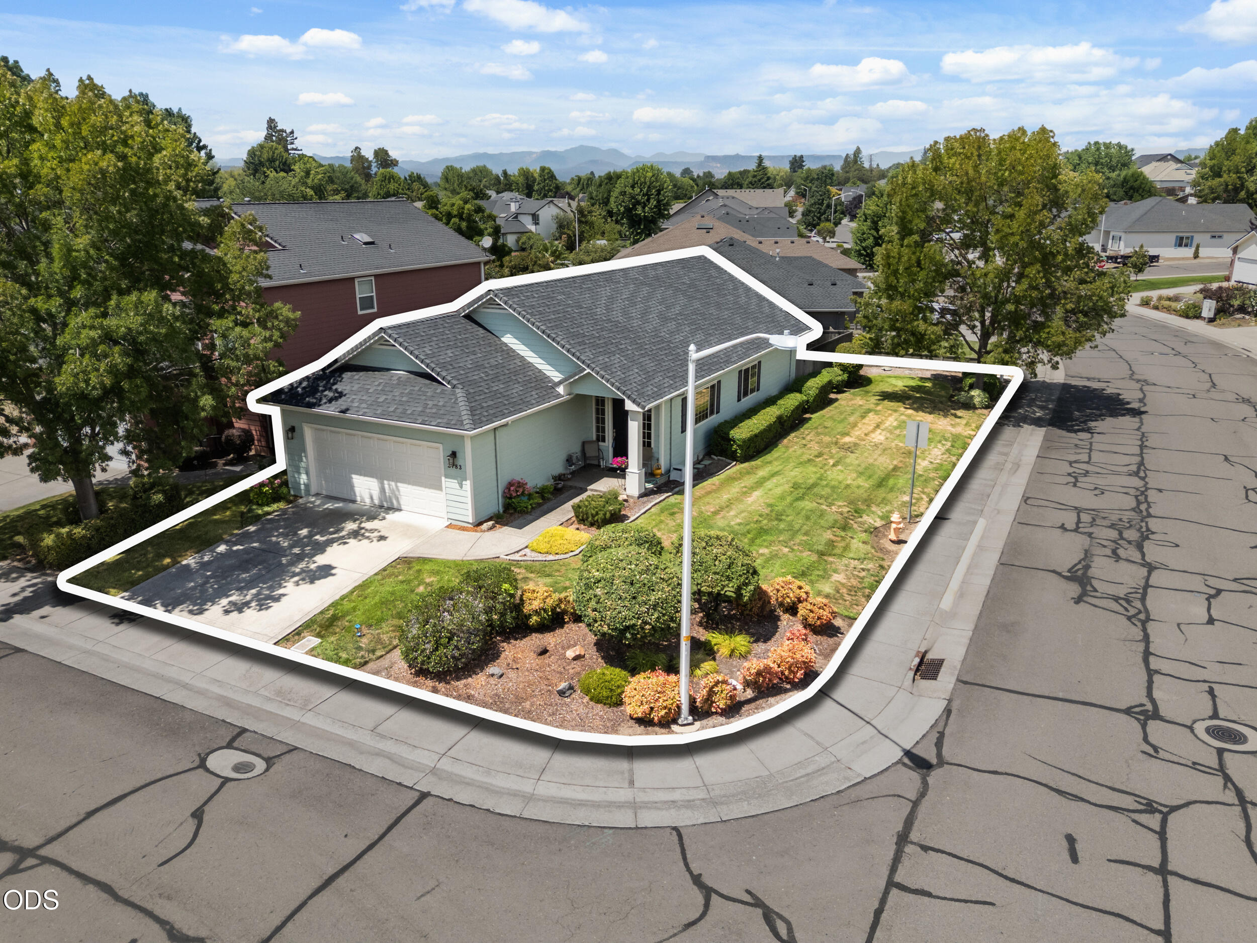 2783 Parkwood Village Lane