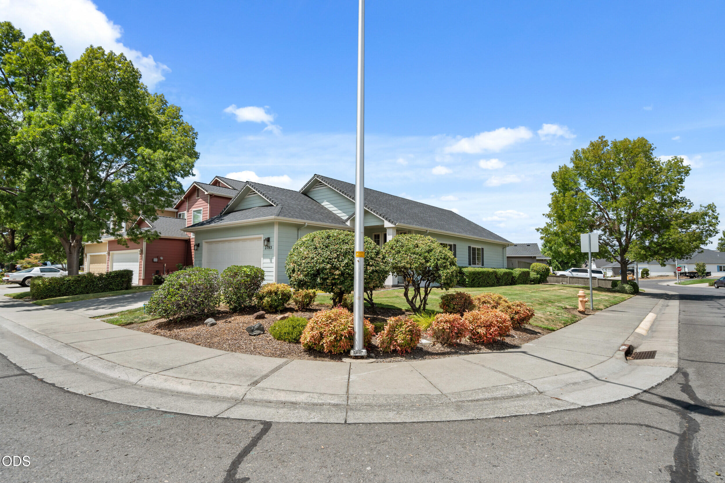 2783 Parkwood Village Lane