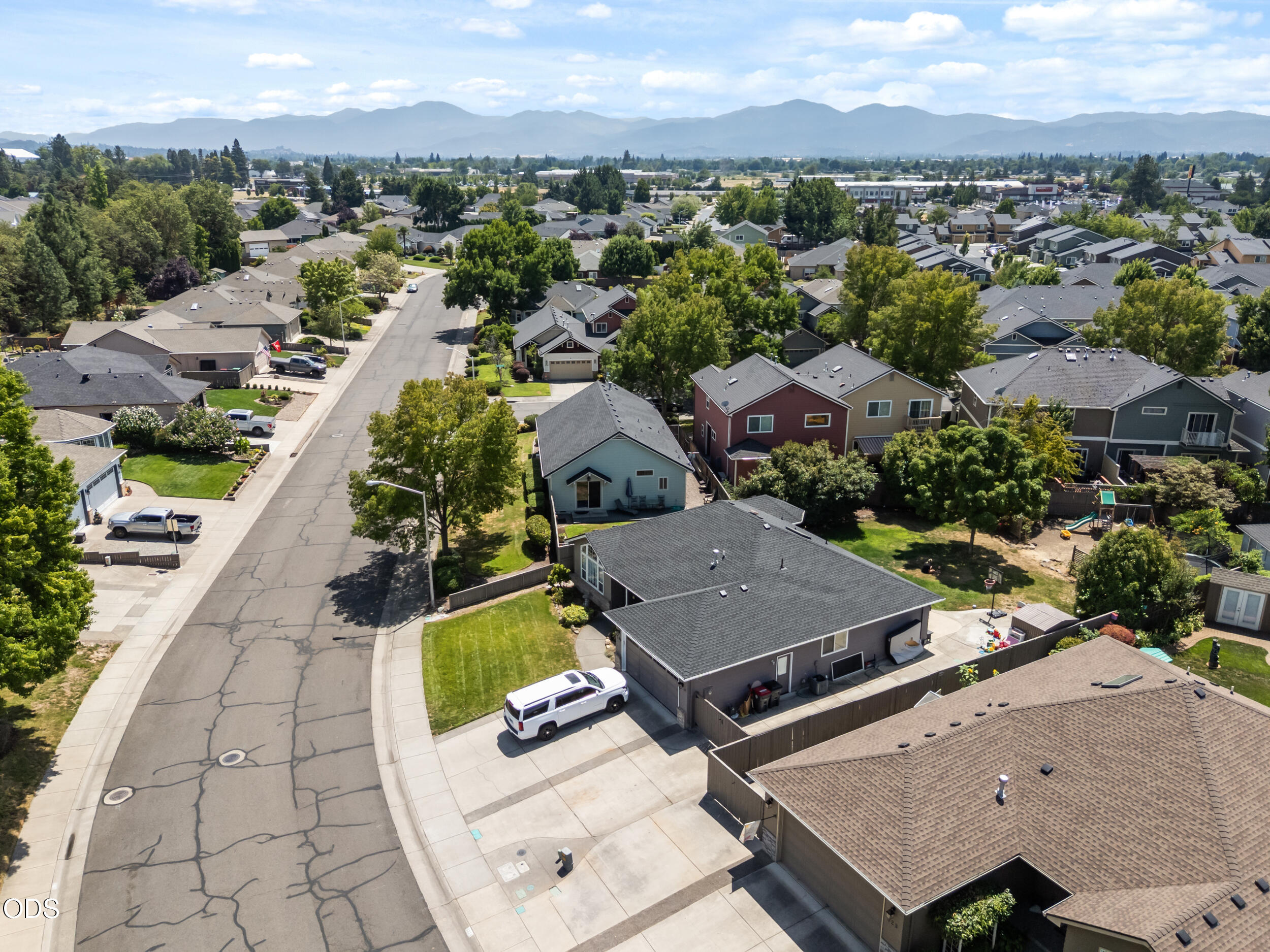 2783 Parkwood Village Lane