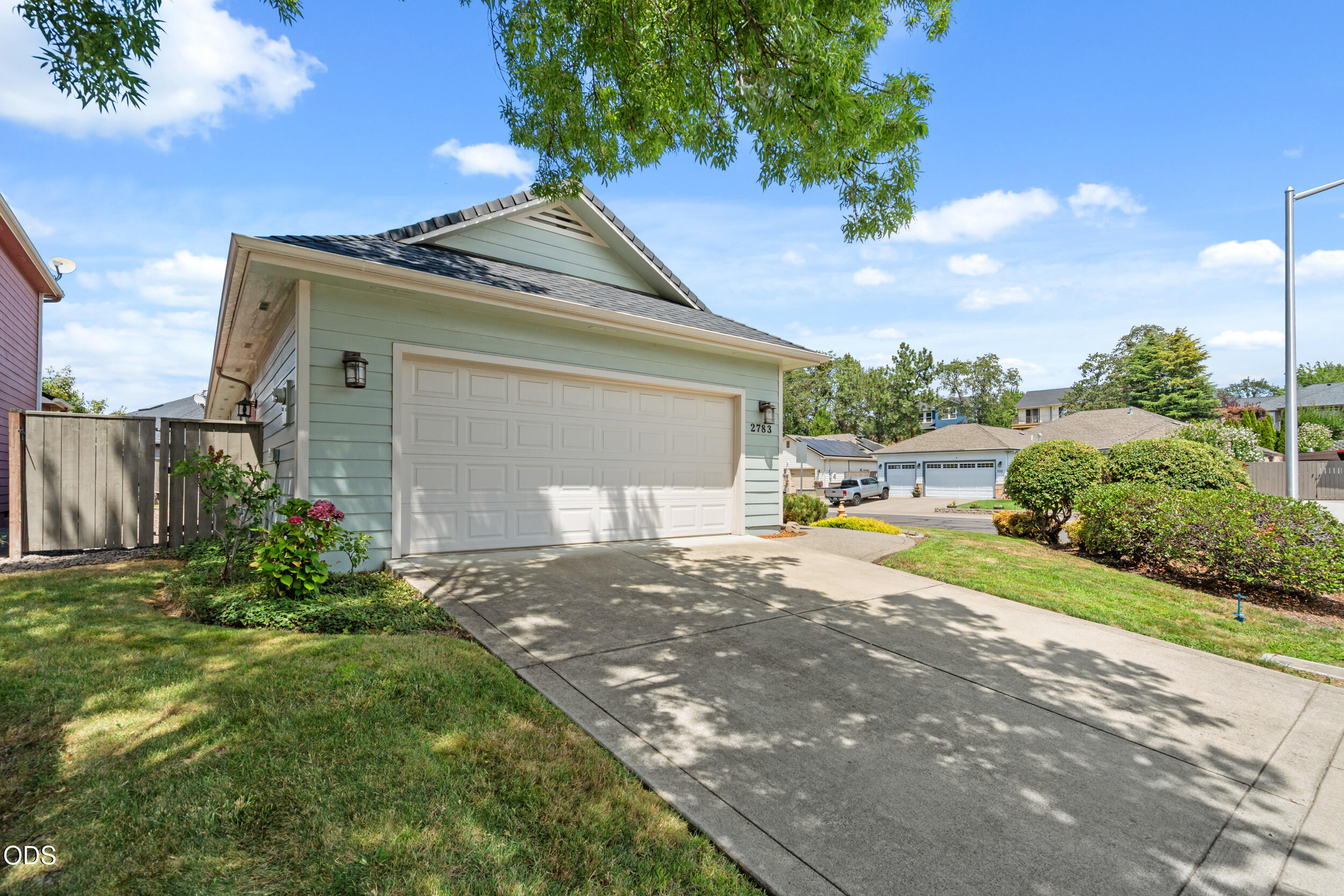 2783 Parkwood Village Lane