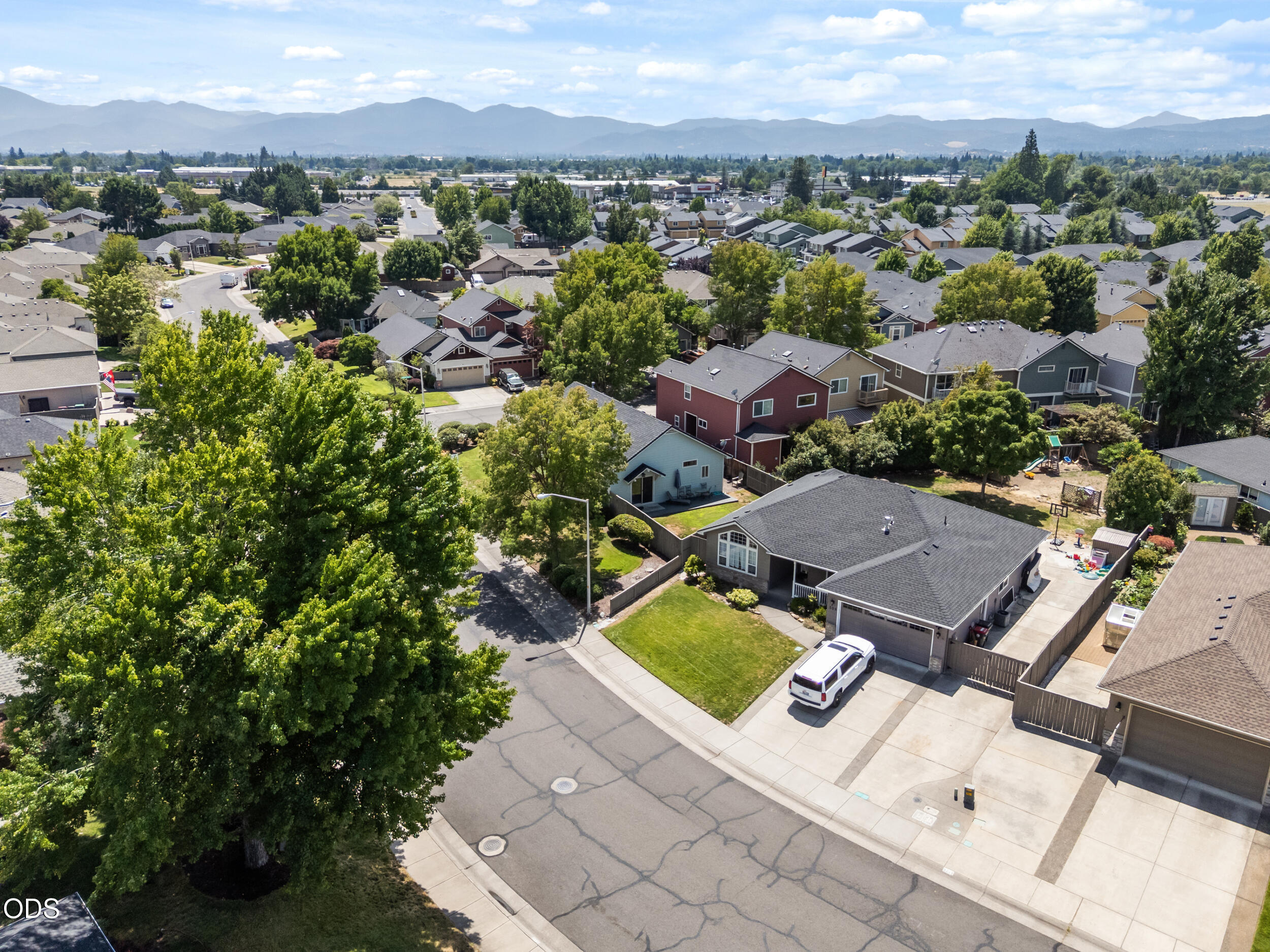 2783 Parkwood Village Lane