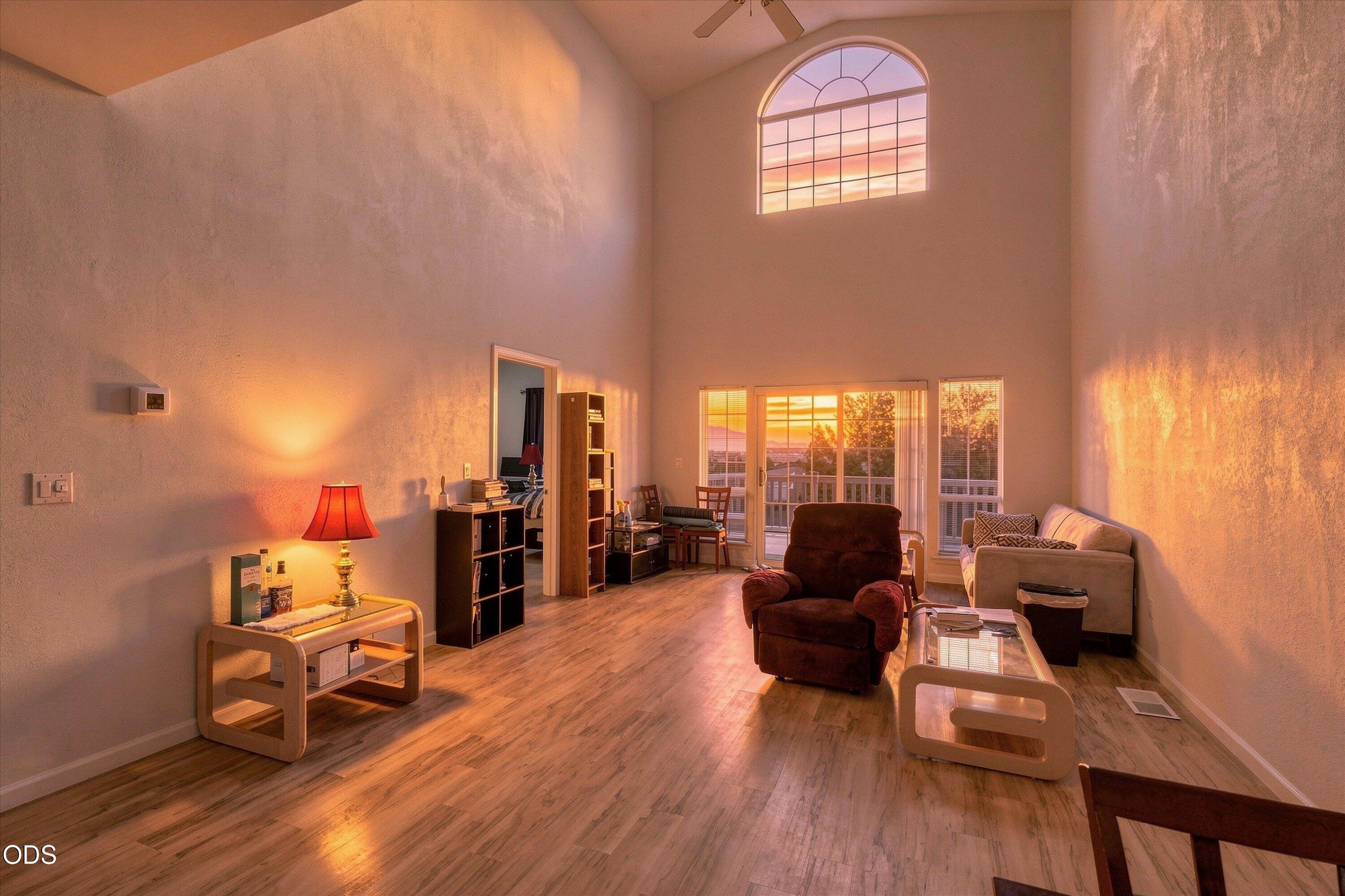3855 Dover Ridge Drive, 4