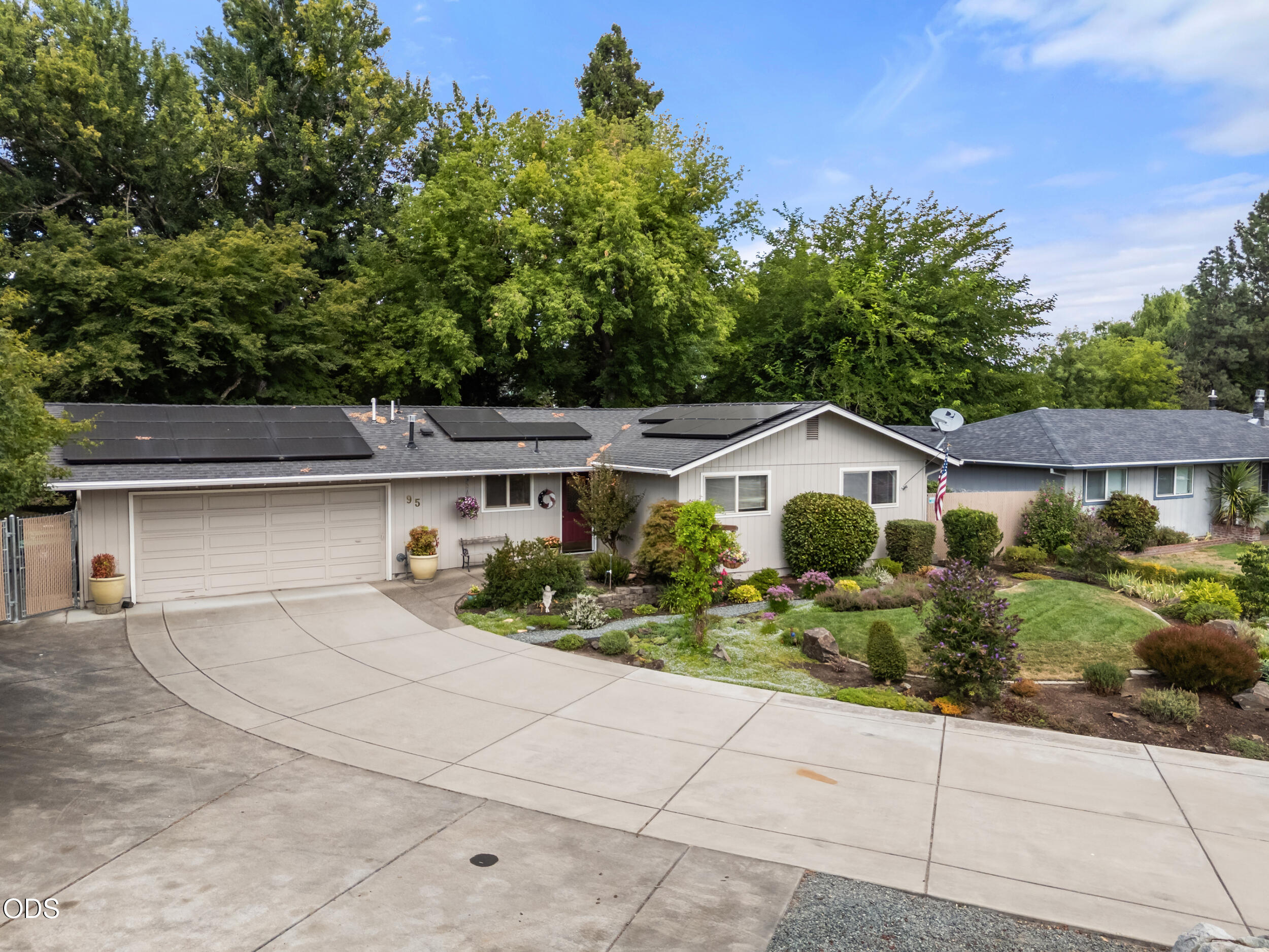 95 Donna Way
