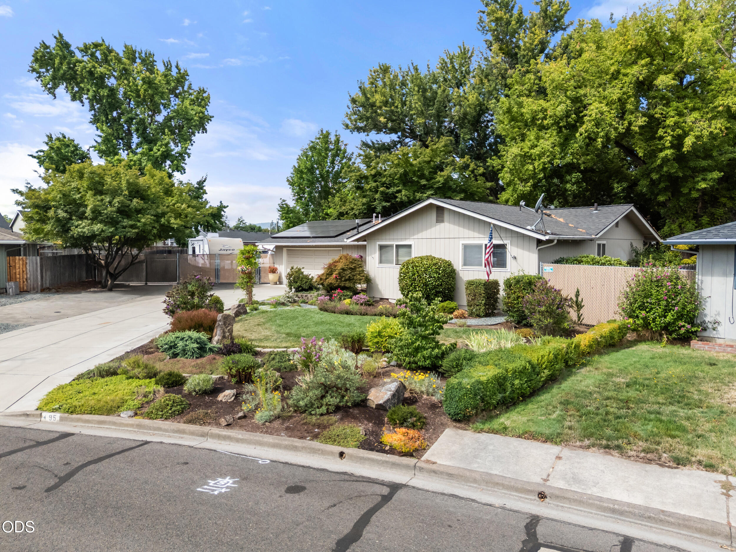 95 Donna Way