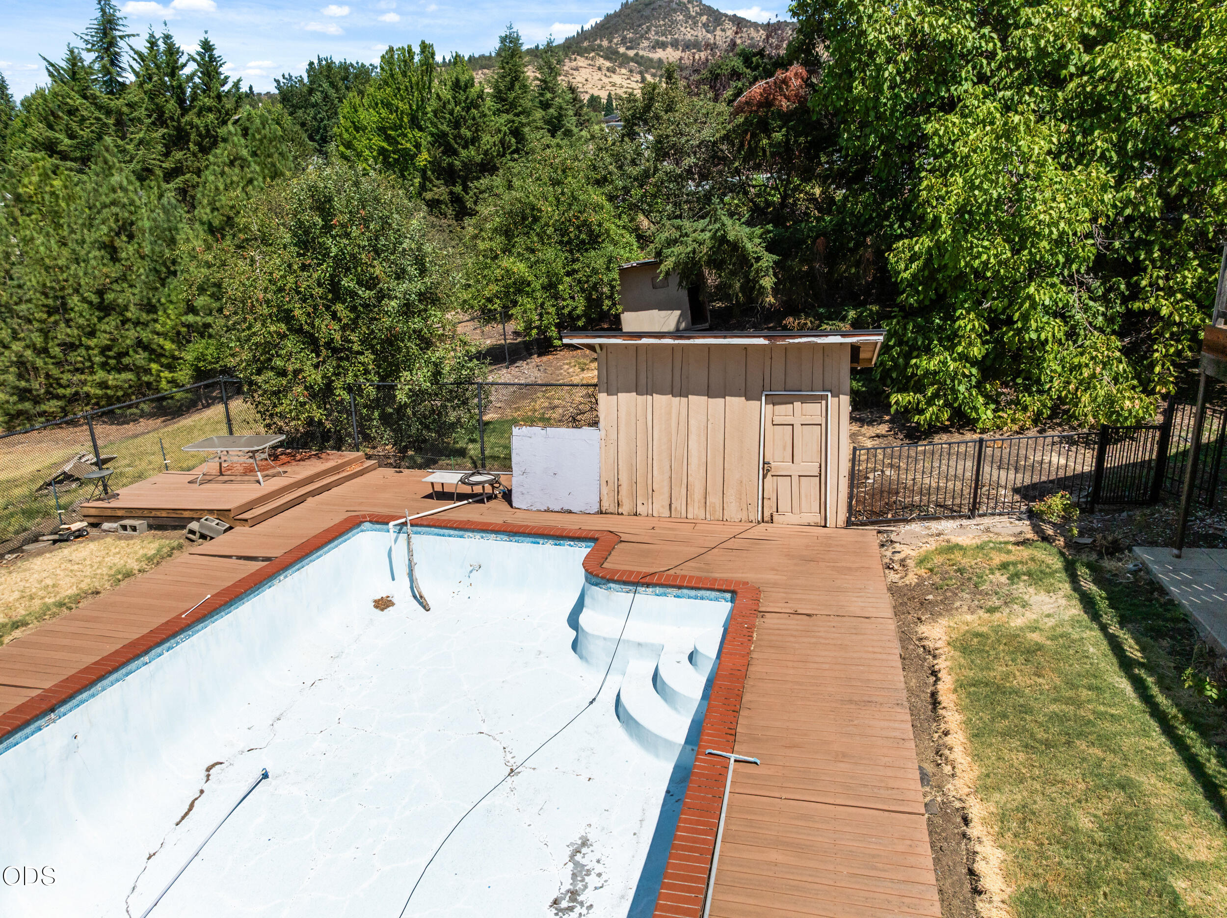 1459 Highcrest Drive