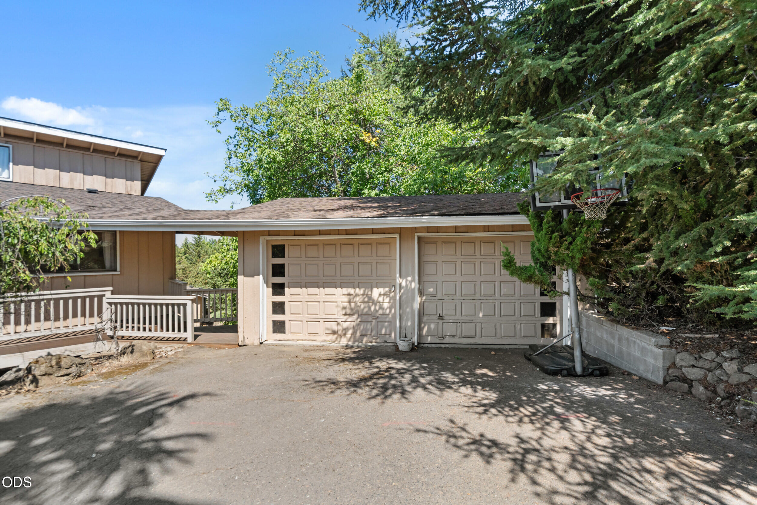 1459 Highcrest Drive