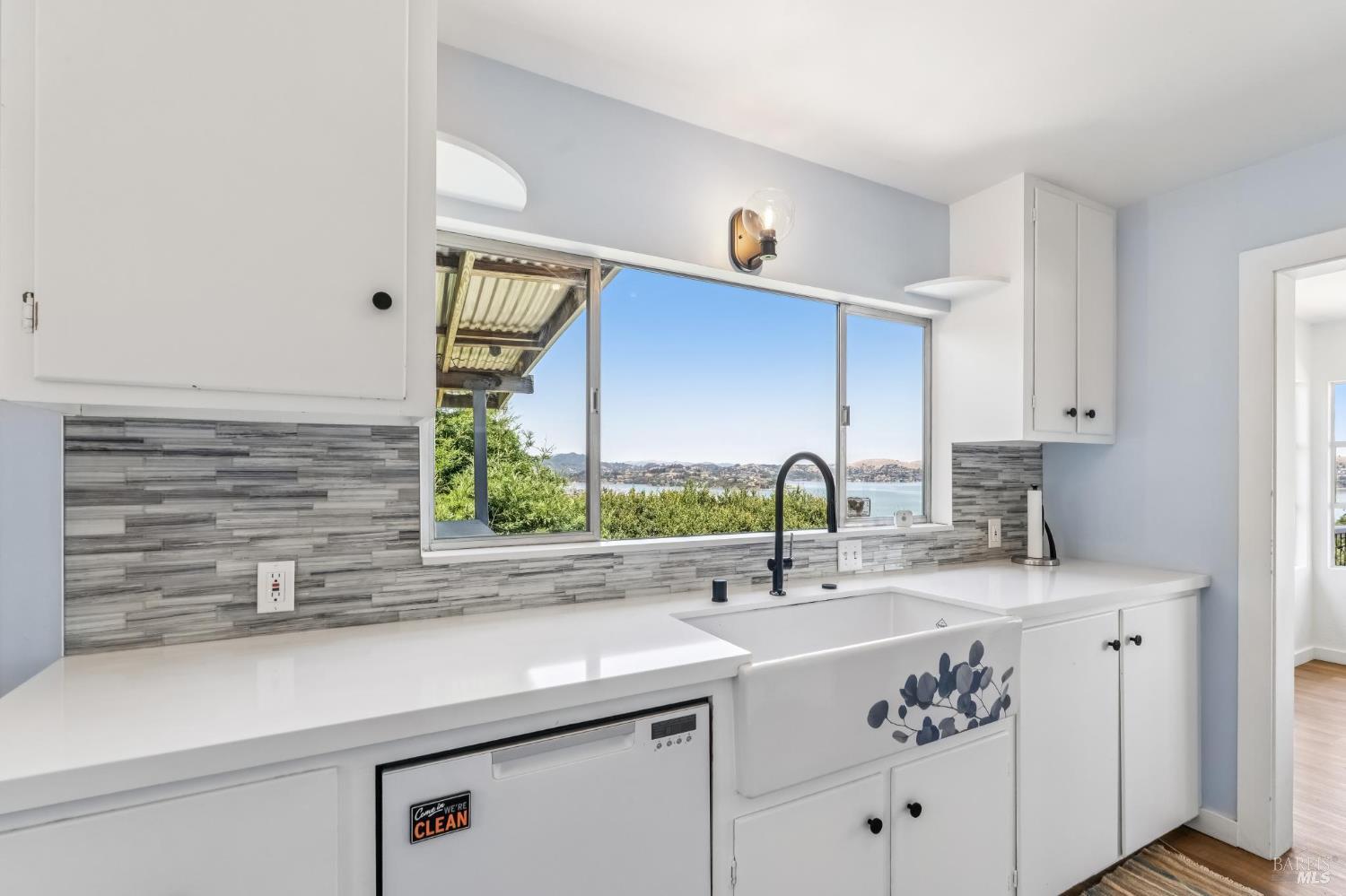 231 Cazneau Ave