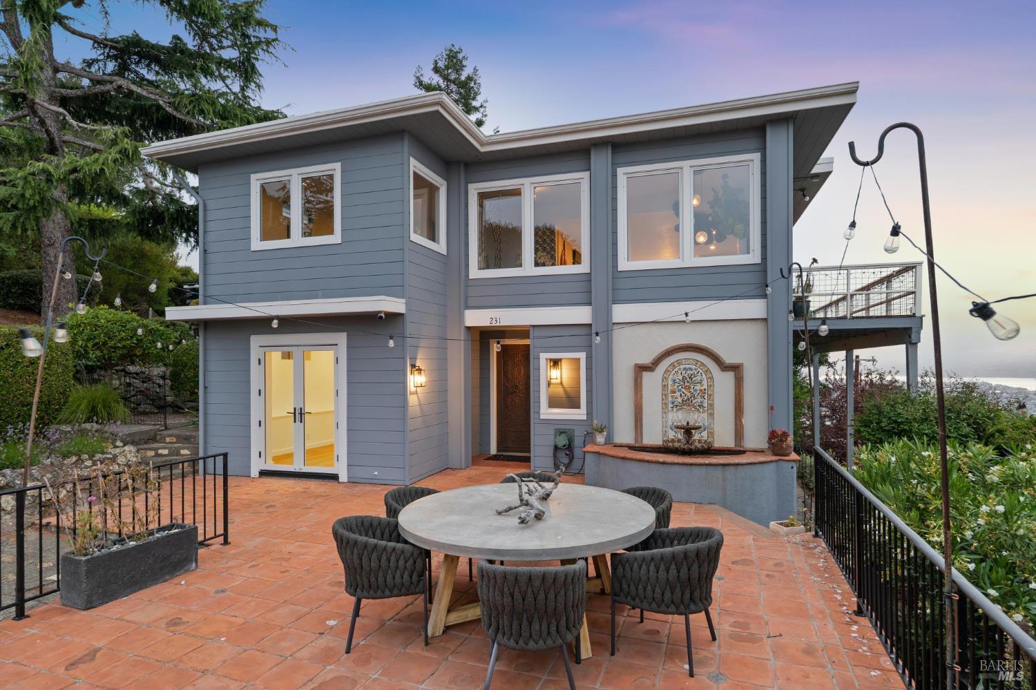 231 Cazneau Ave