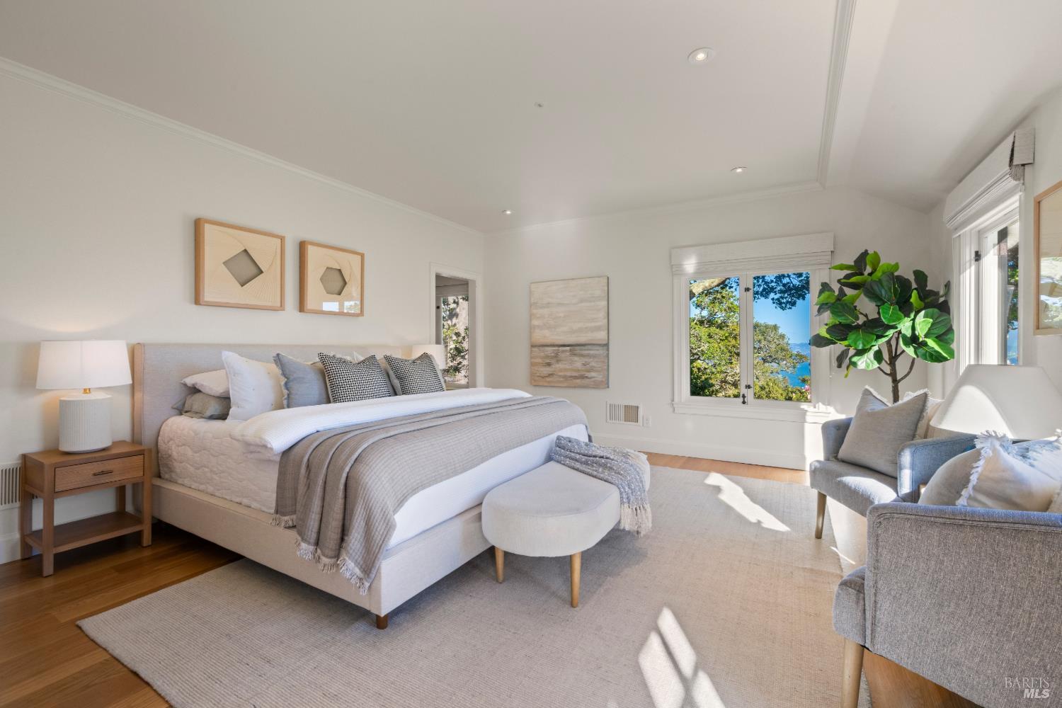 615 Sausalito Blvd