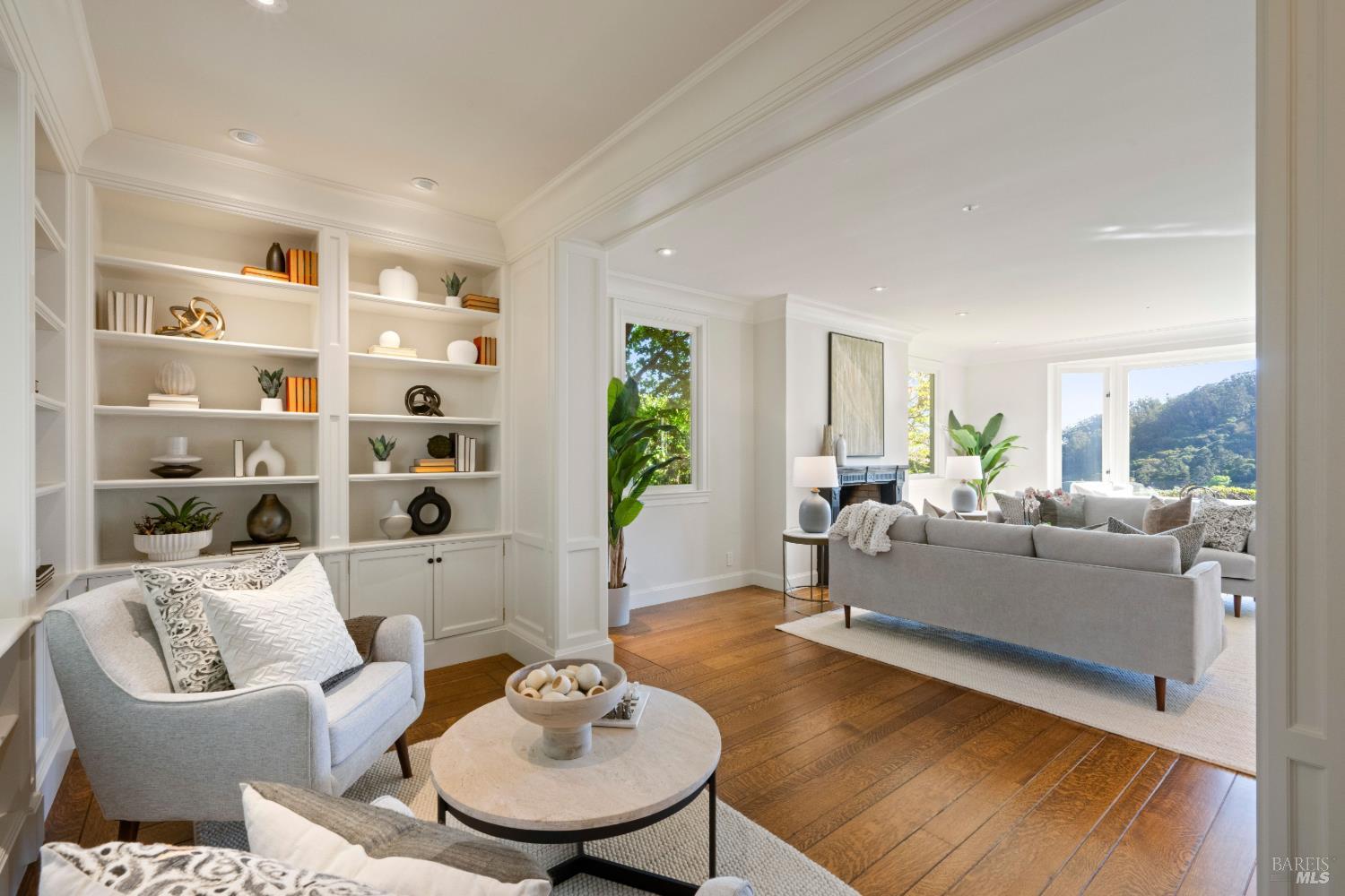 615 Sausalito Blvd