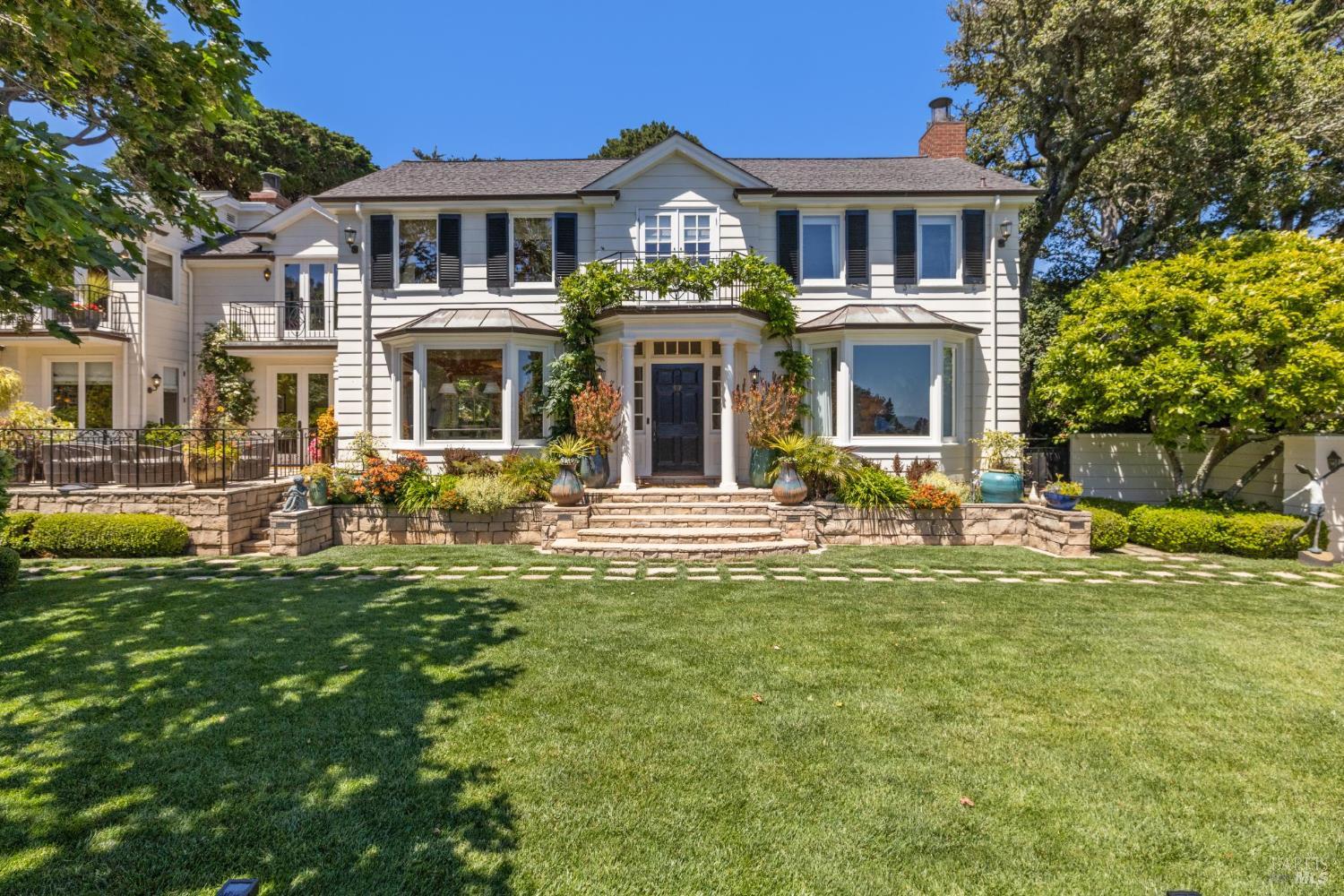 615 Sausalito Blvd