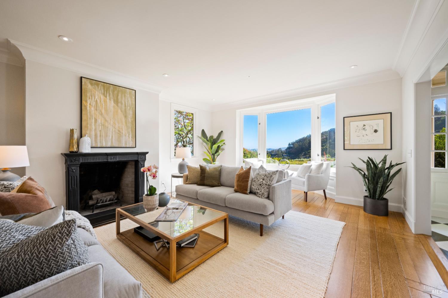 615 Sausalito Blvd