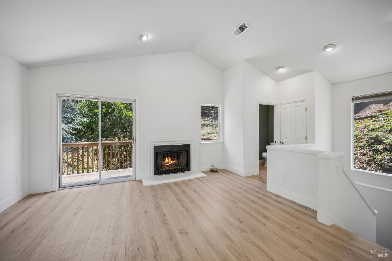 406 Wellesley Ct