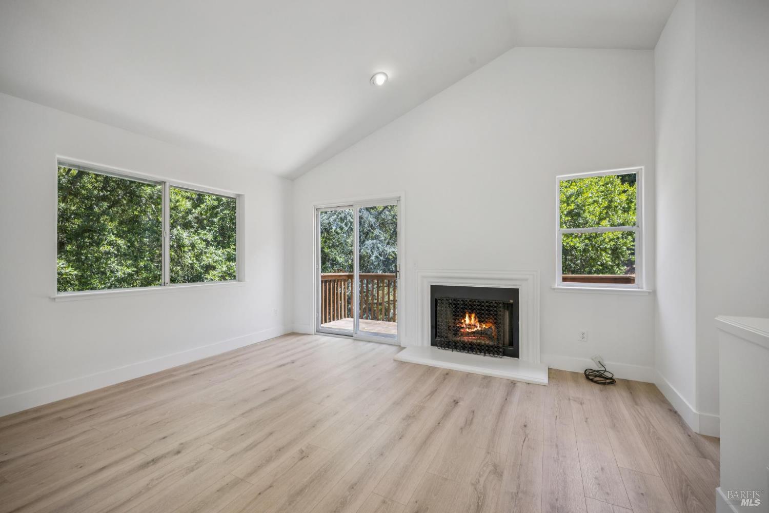 406 Wellesley Ct