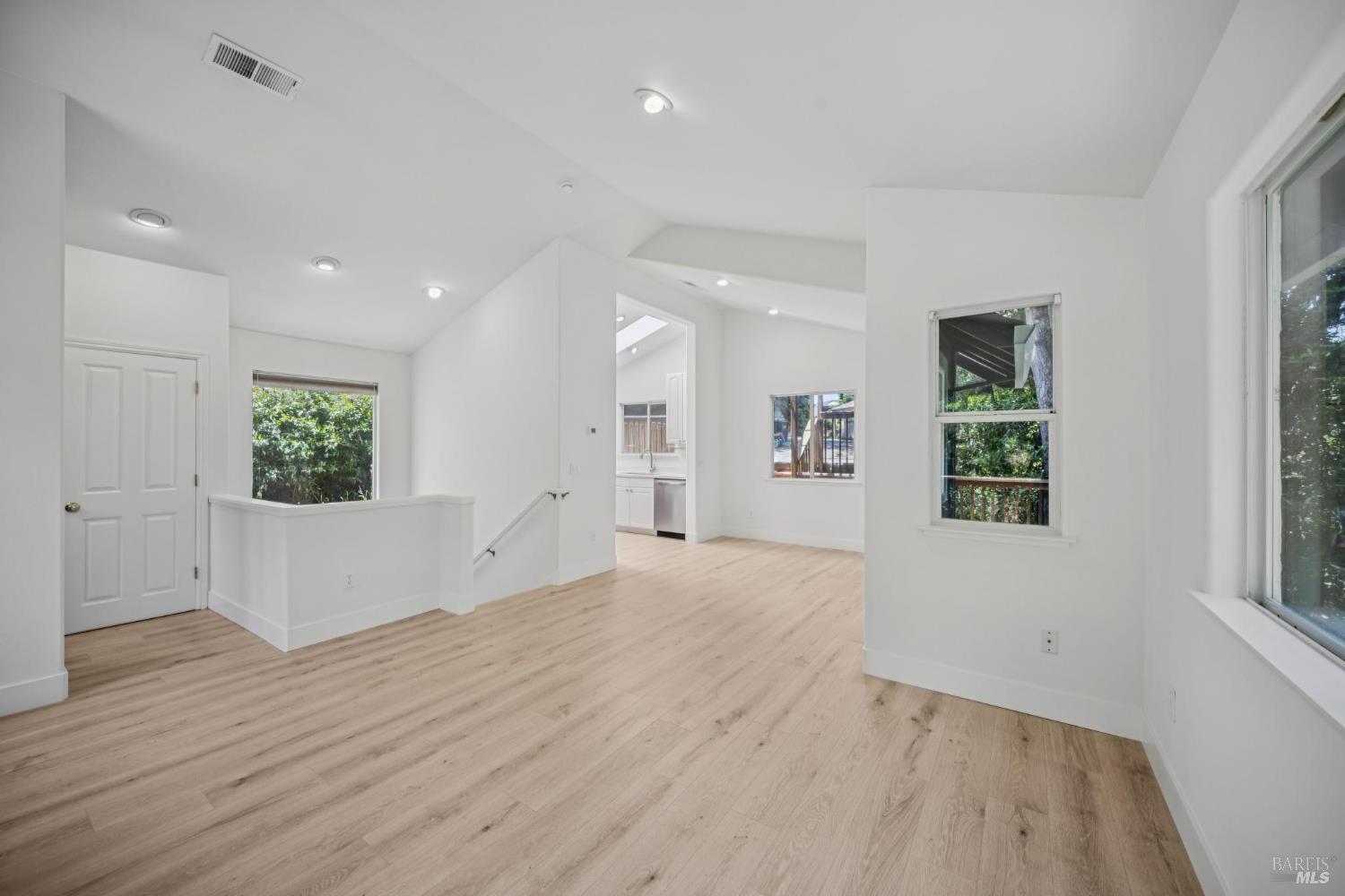 406 Wellesley Ct
