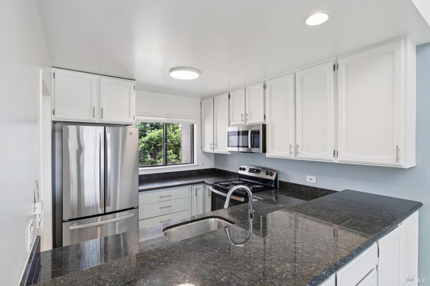745 Via Casitas Ave