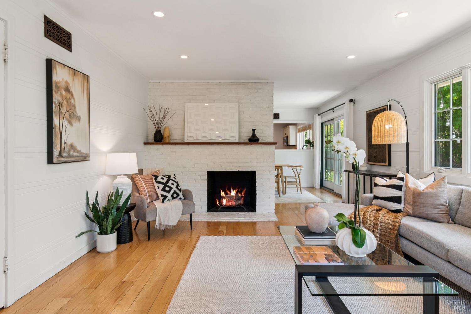 2 Fairview Ct