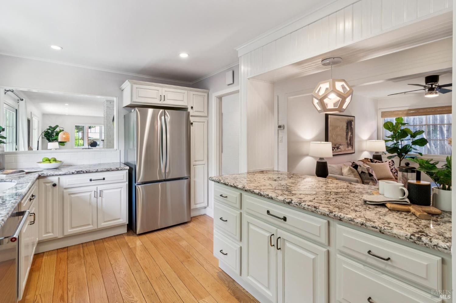 2 Fairview Ct
