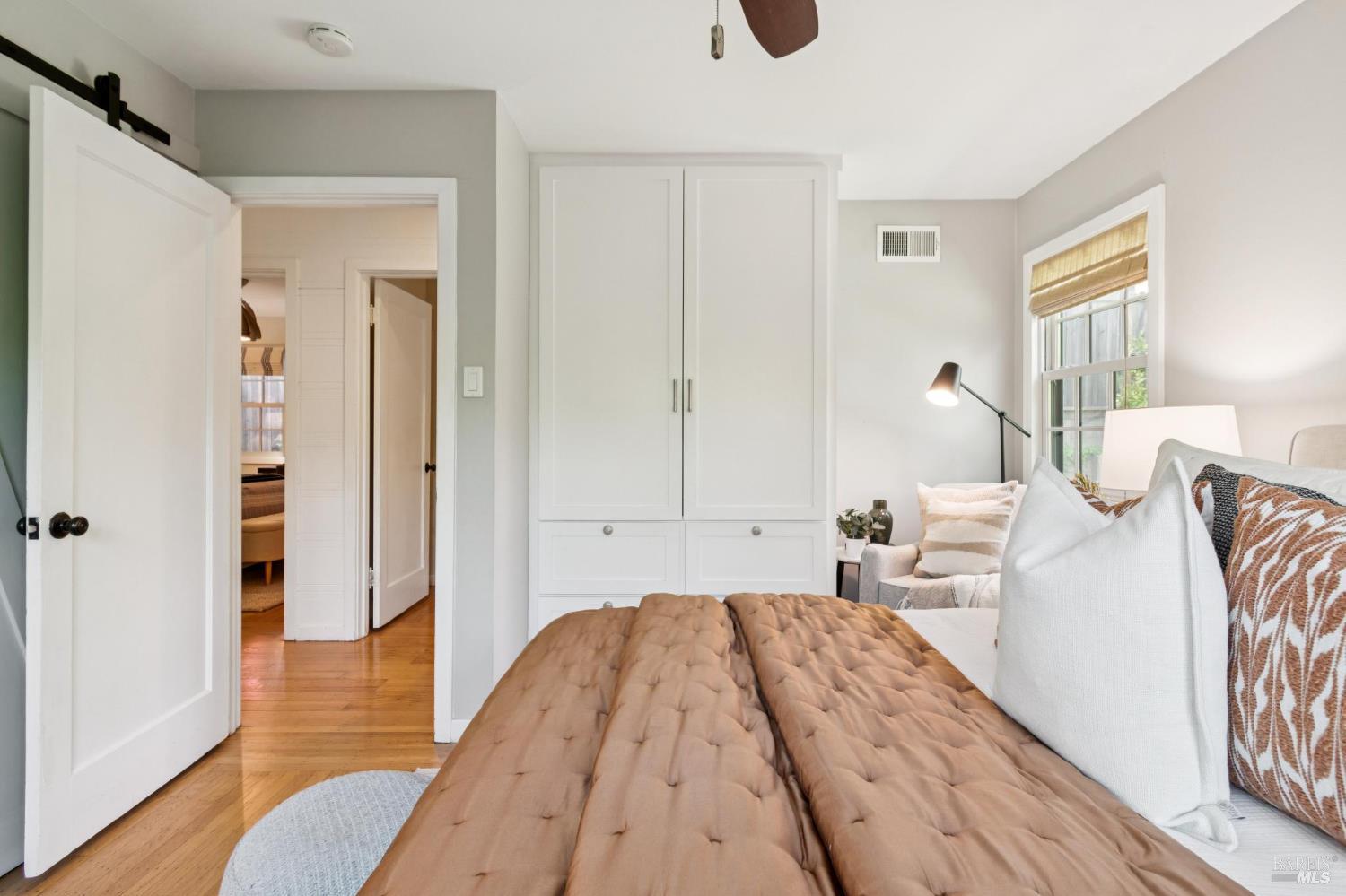 2 Fairview Ct