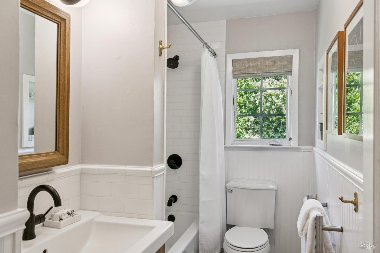 2 Fairview Ct