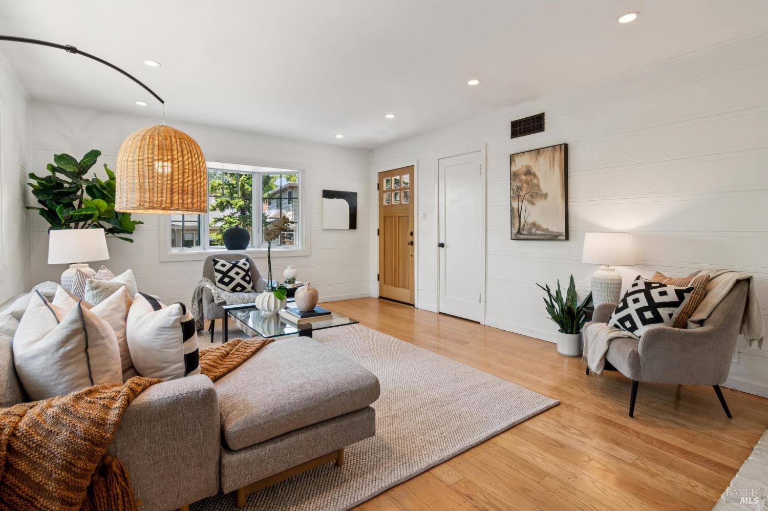2 Fairview Ct