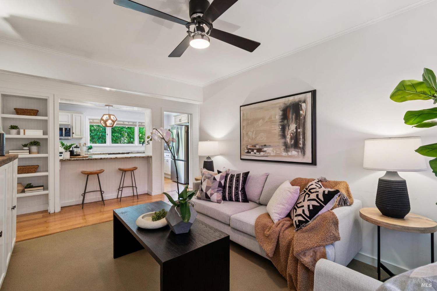 2 Fairview Ct