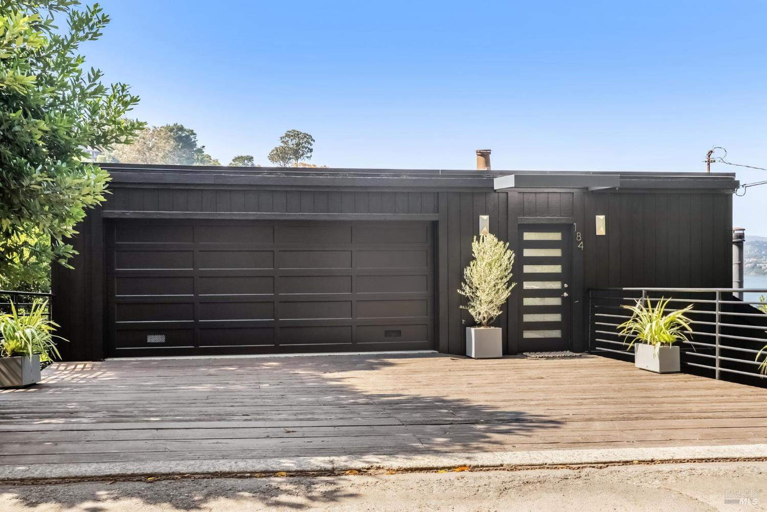184 Santa Rosa Ave