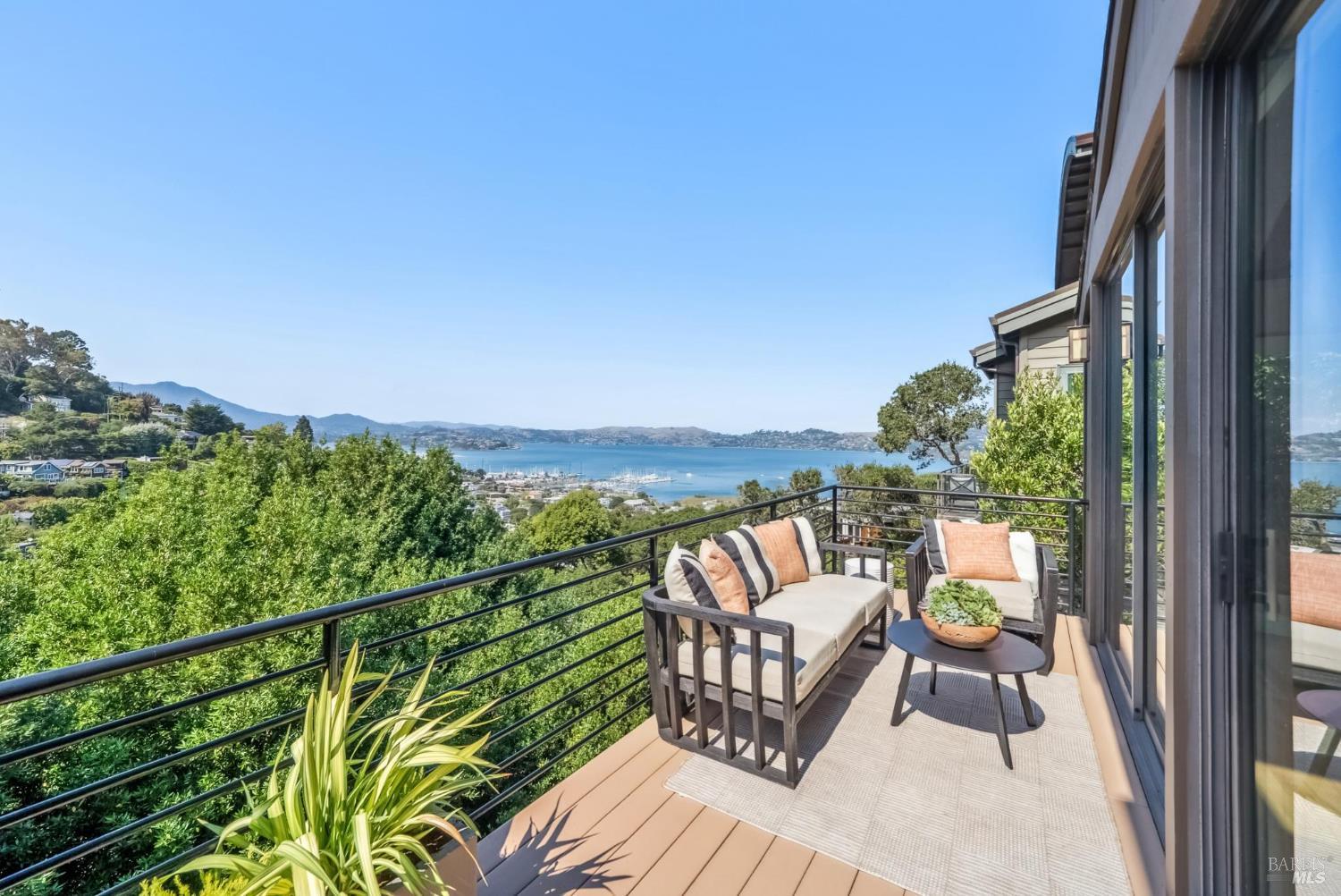184 Santa Rosa Ave