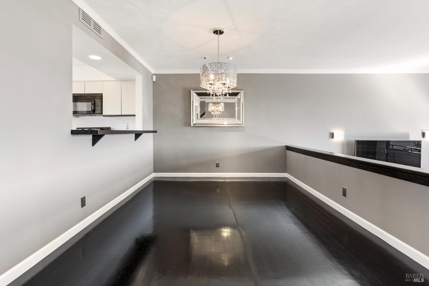 846 Olima Street