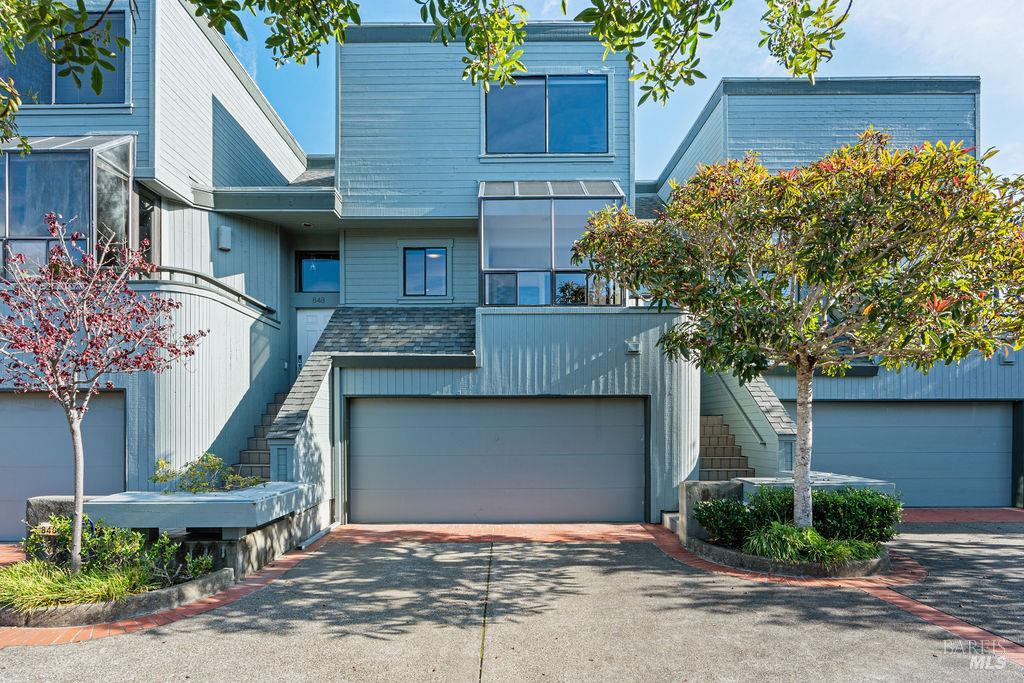 846 Olima Street