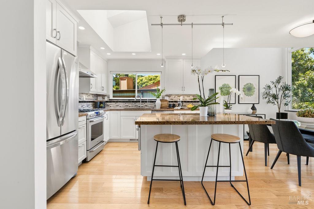 86 Marin Avenue