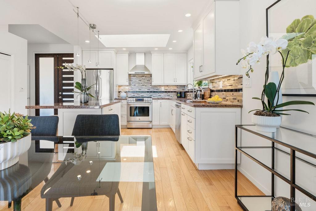 86 Marin Avenue