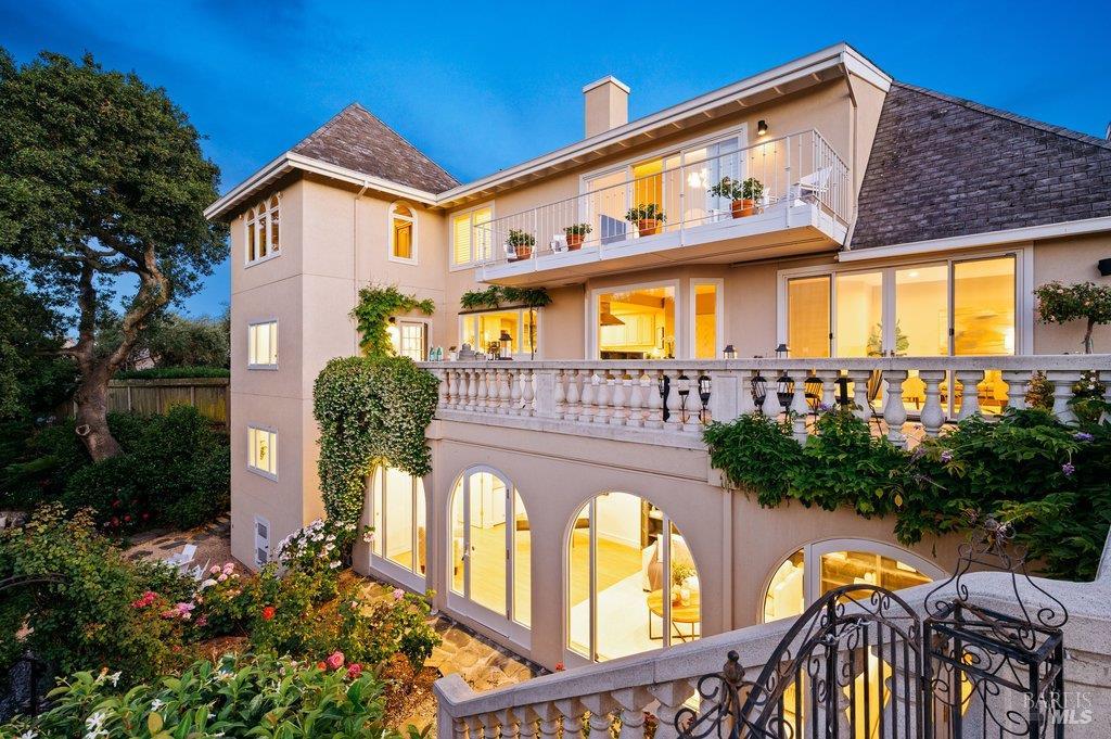 82 Mcnear Drive