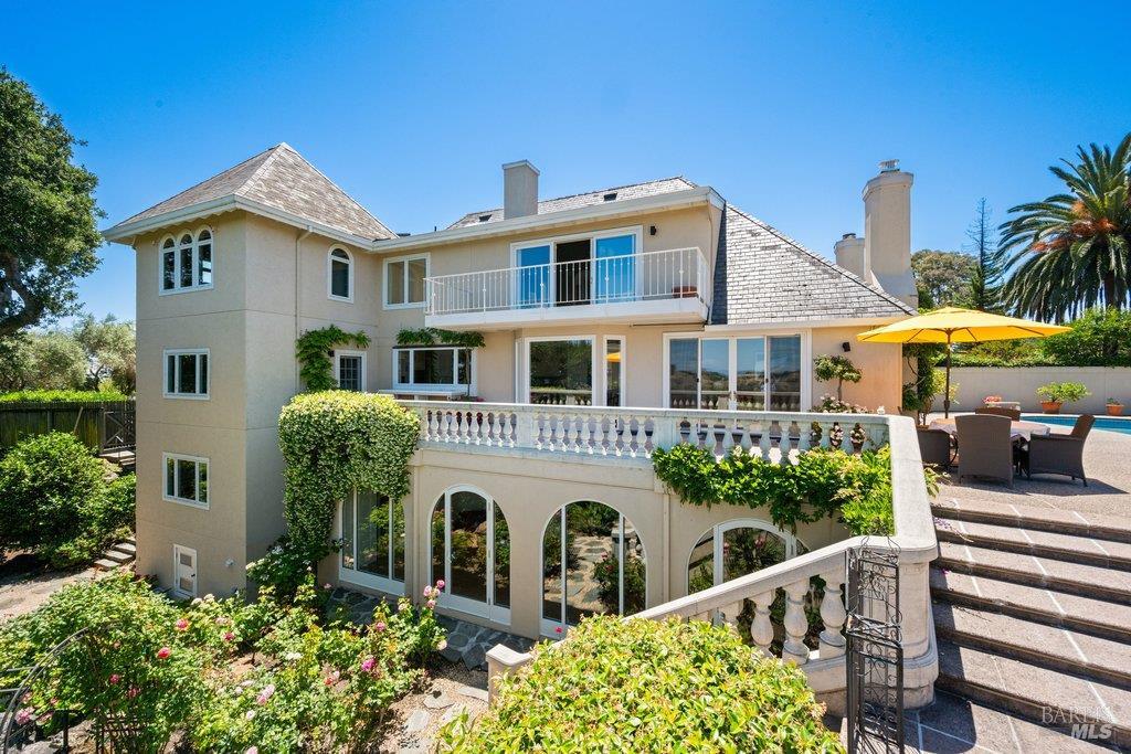 82 Mcnear Drive